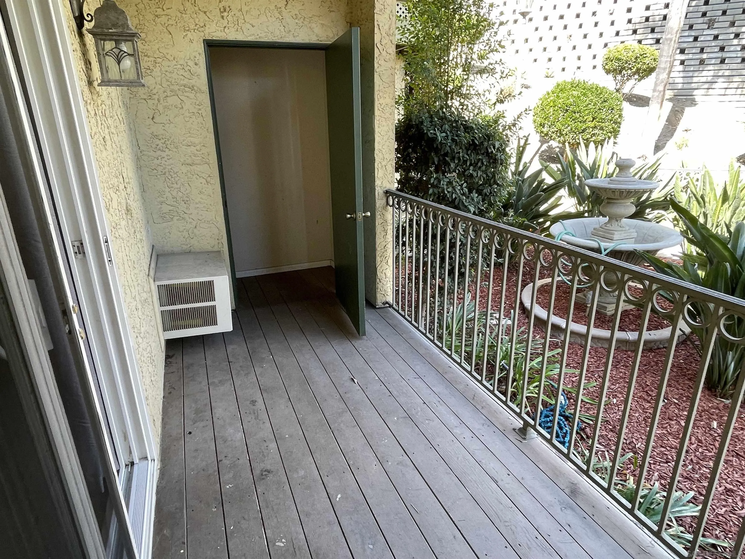 https://cdn.realtyfeed.com/cdn/127/260006742/953541b3ceaa67f0251c223855cc58c3.webp