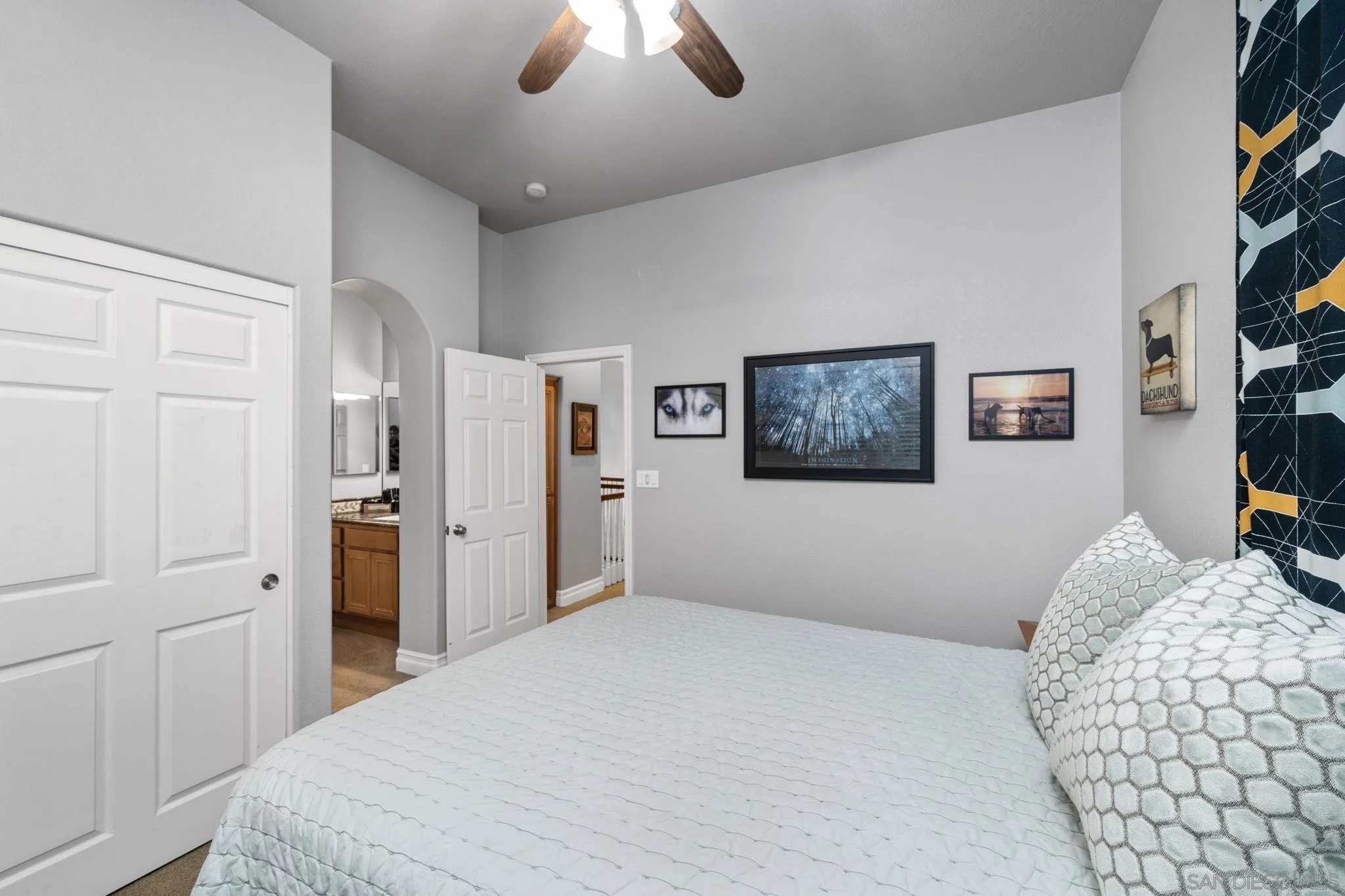 https://cdn.realtyfeed.com/cdn/127/260006743/5bb838c3b5a448cd71993800ee0b00f4.webp