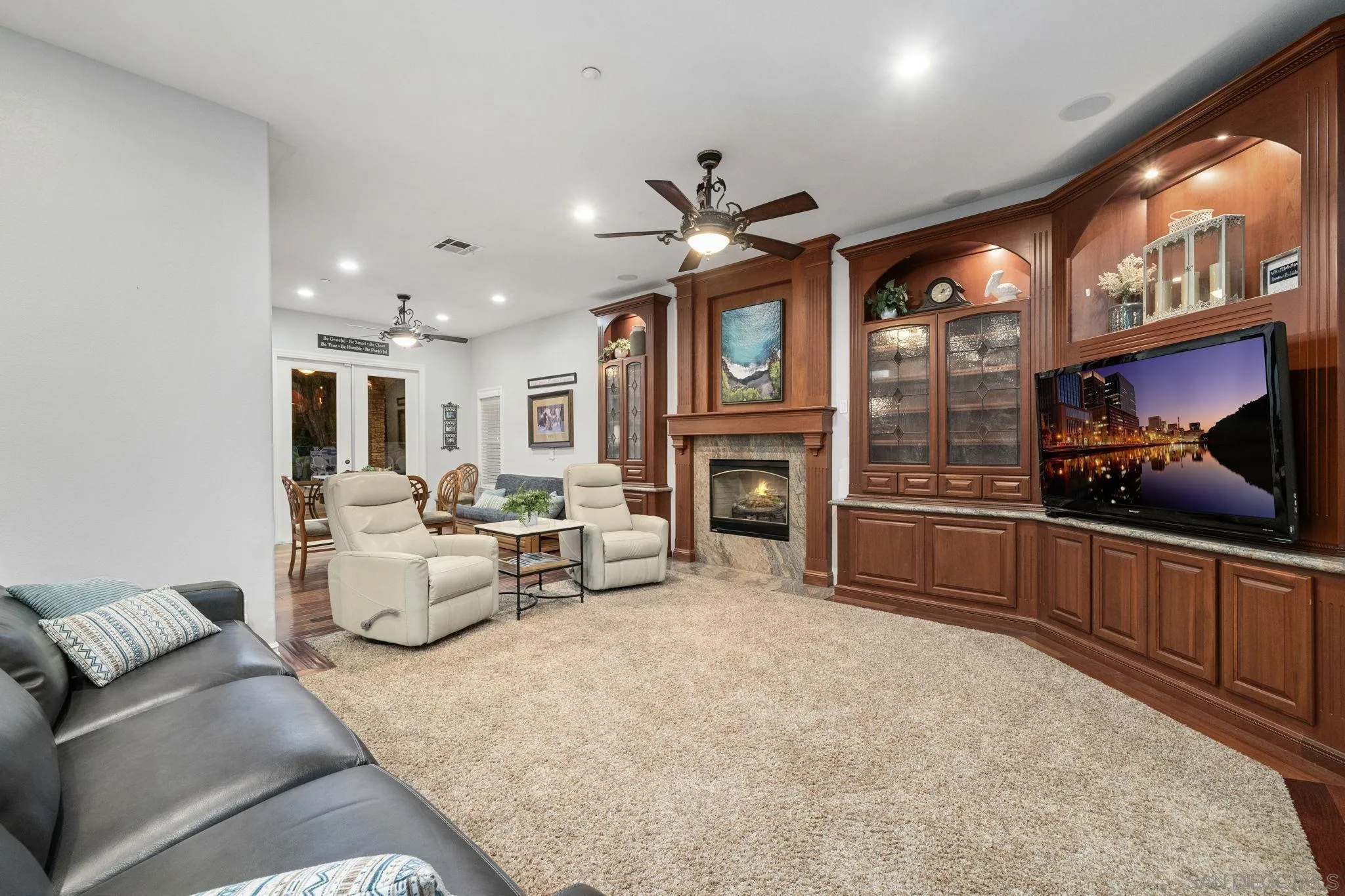 https://cdn.realtyfeed.com/cdn/127/260006743/733c7936ed8f652358f2af61f742f2d1.webp