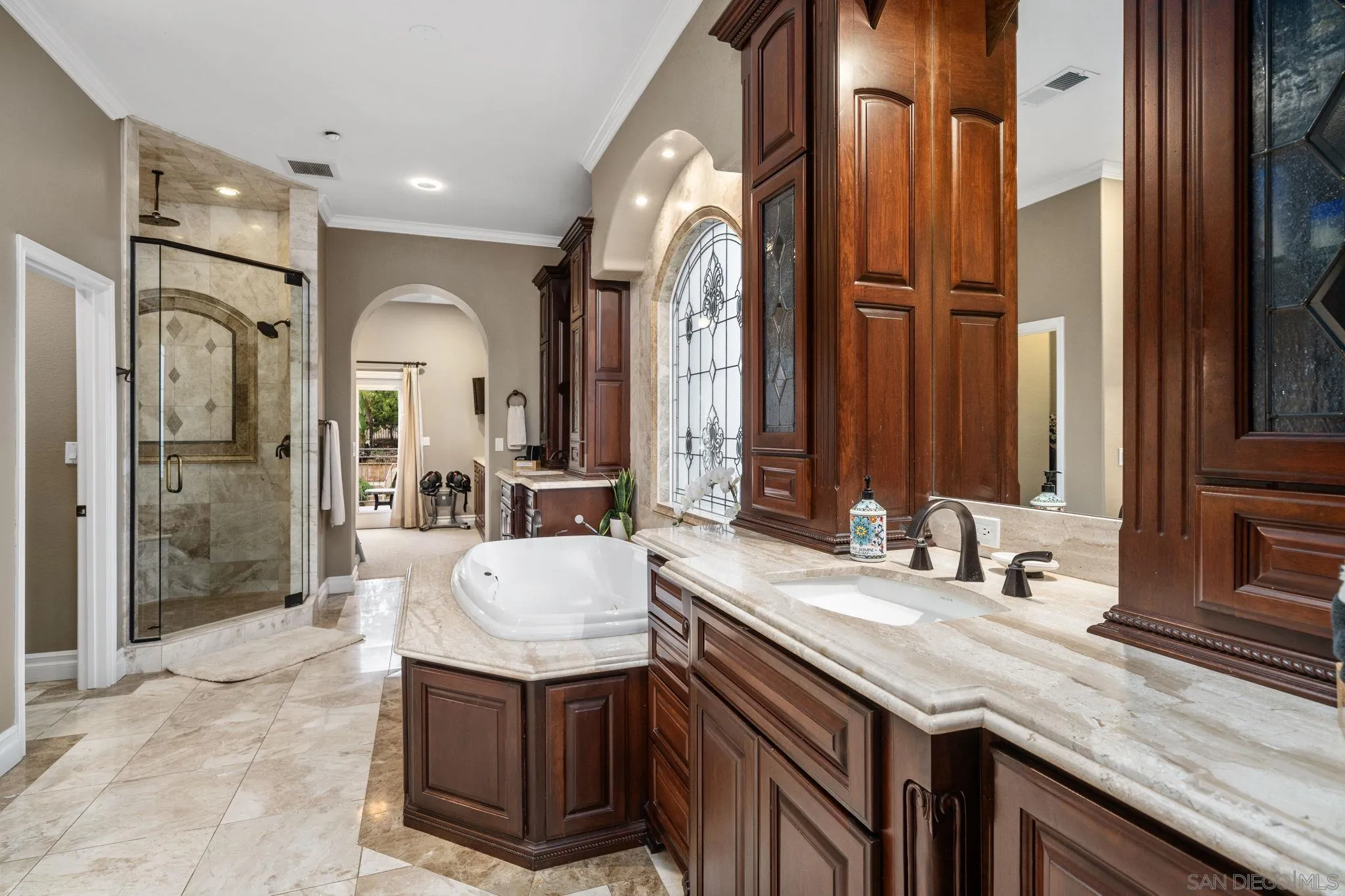 https://cdn.realtyfeed.com/cdn/127/260006743/78bca4a9c1df9d7026b0fc6b7c5296a9.webp