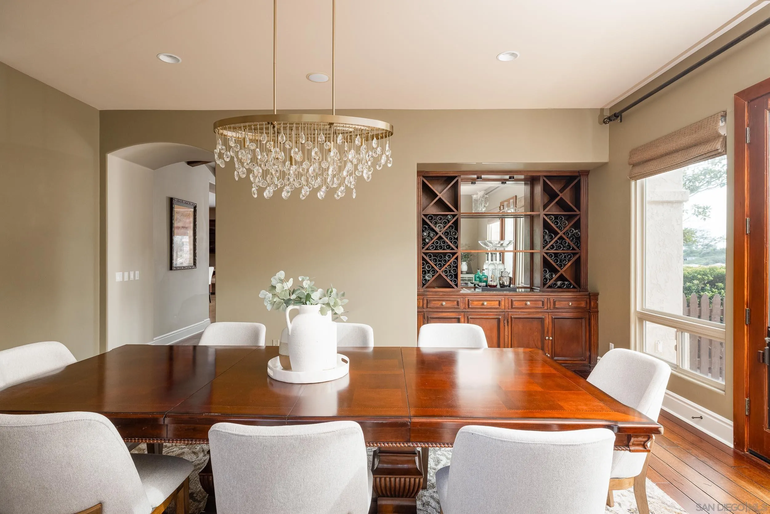 https://cdn.realtyfeed.com/cdn/127/260006748/1f9e95548c5de5620c7ad90fe6cdeea6.webp