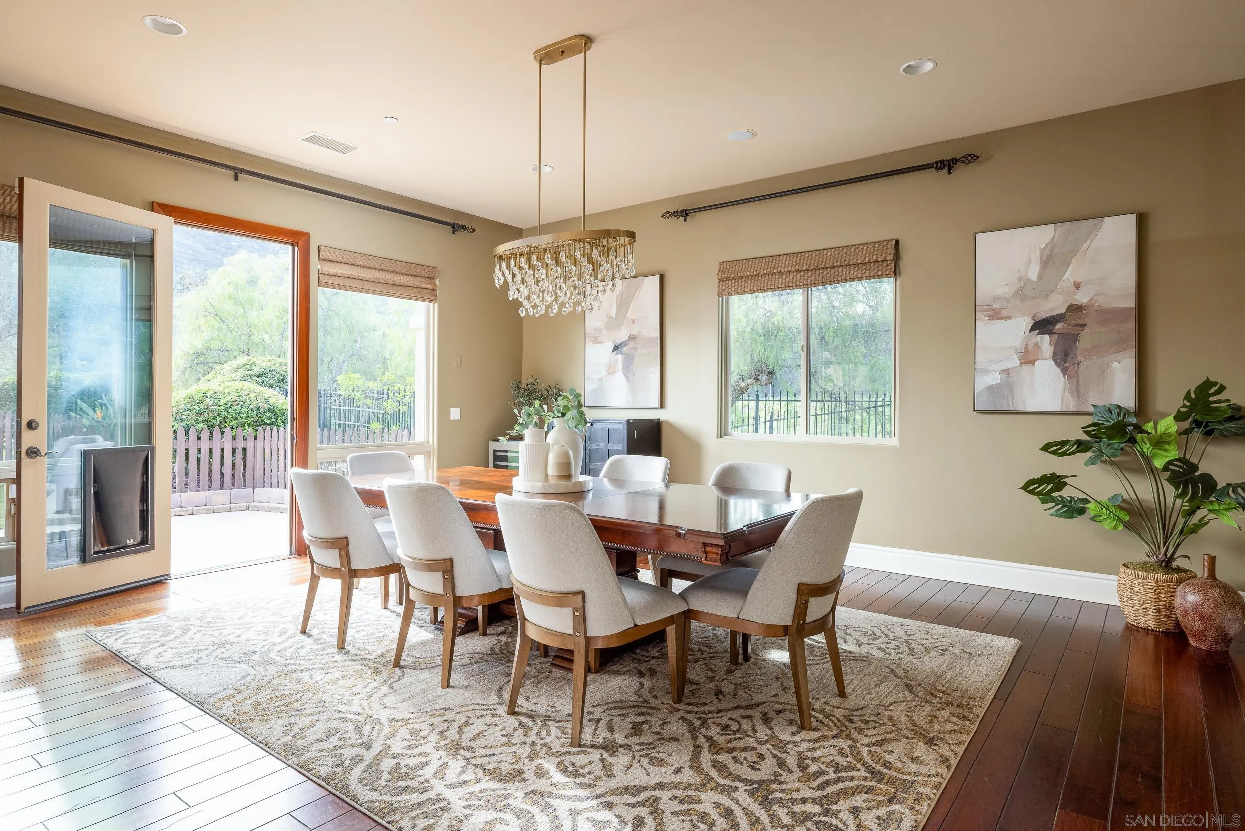 https://cdn.realtyfeed.com/cdn/127/260006748/5751d39a50c01df7d35f1e9cb4b70f7b.webp