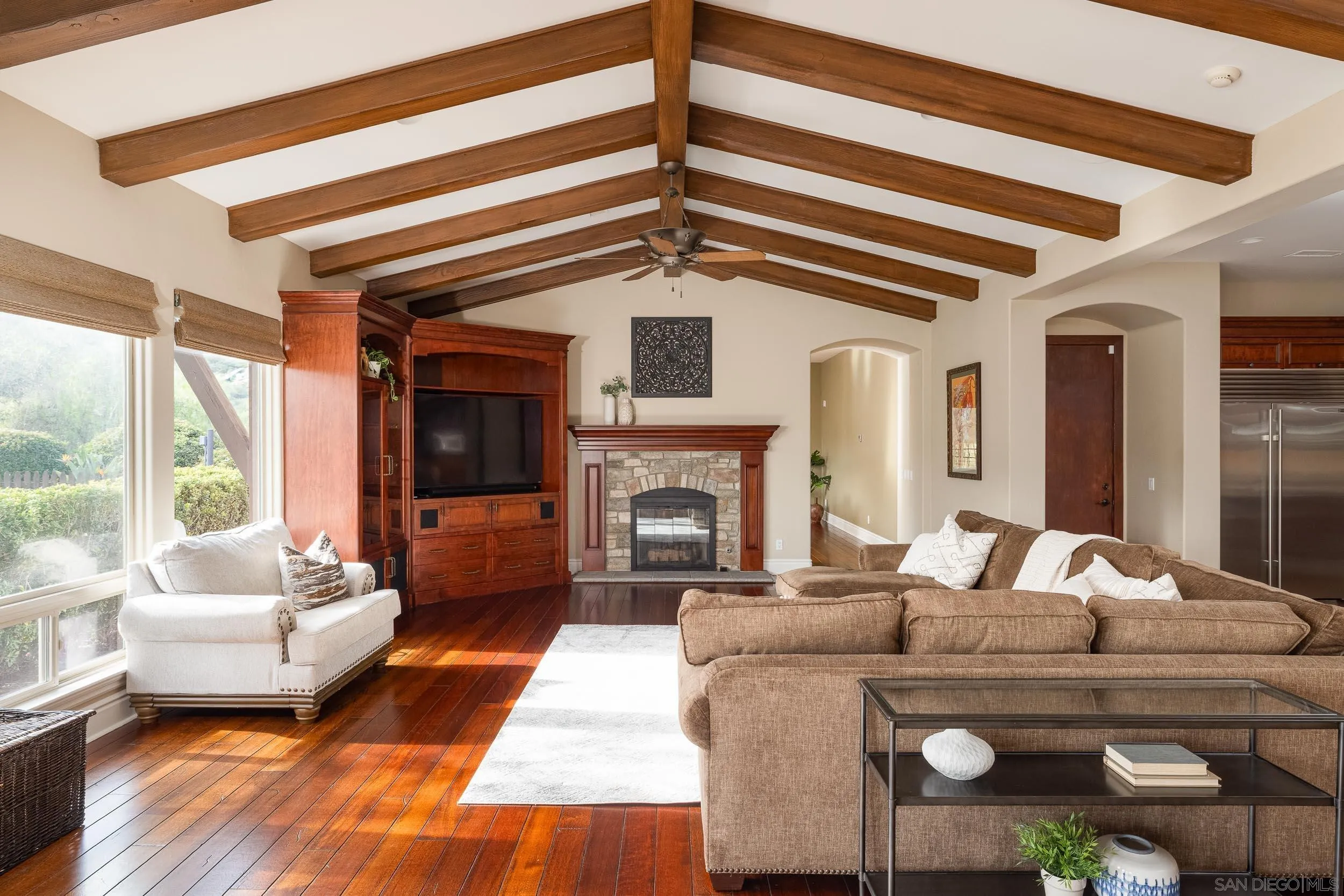 https://cdn.realtyfeed.com/cdn/127/260006748/73e1f4c41677fb9d7c567e8fd4ca5a78.webp