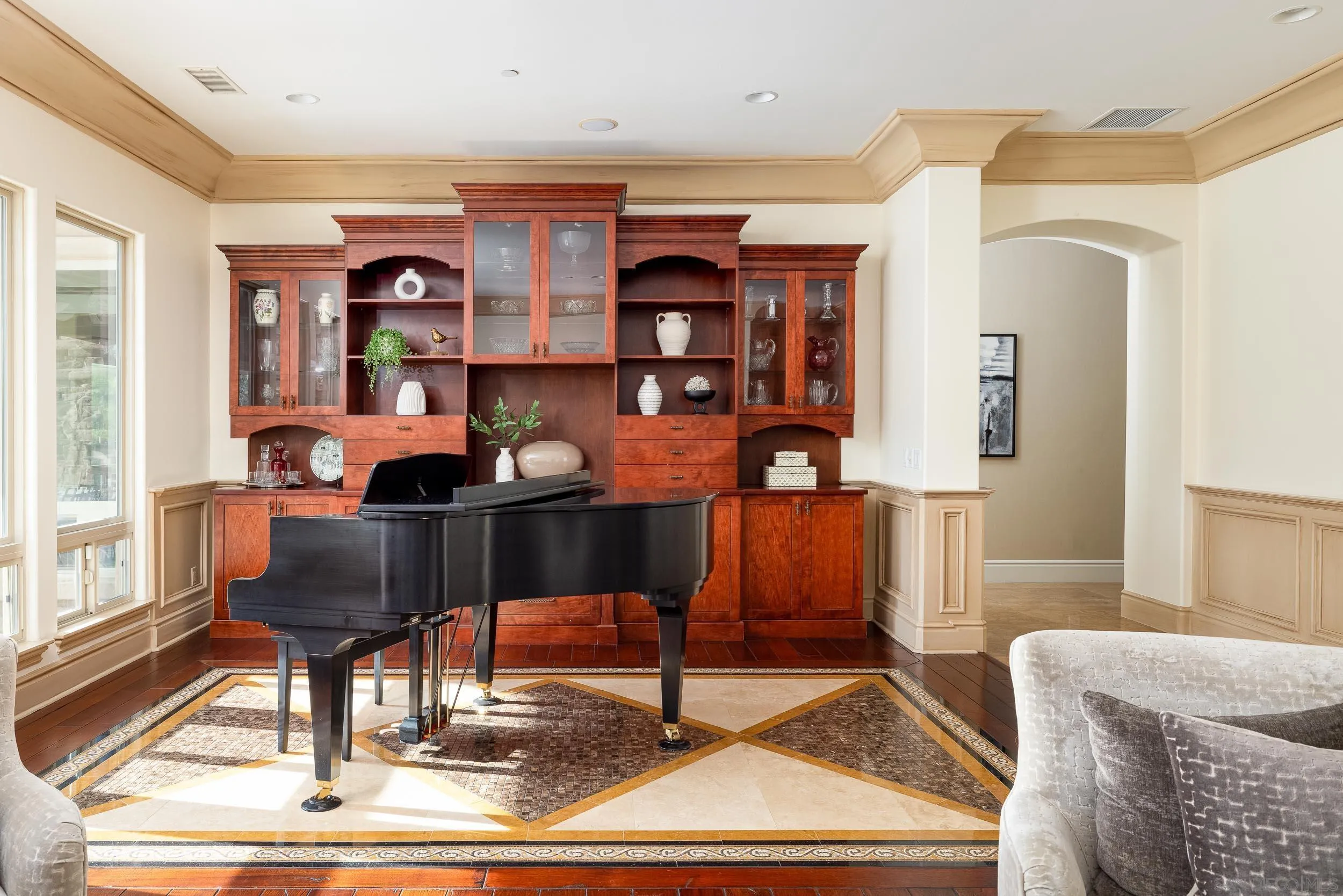 https://cdn.realtyfeed.com/cdn/127/260006748/b91266592622fabcc19f965d8a423562.webp