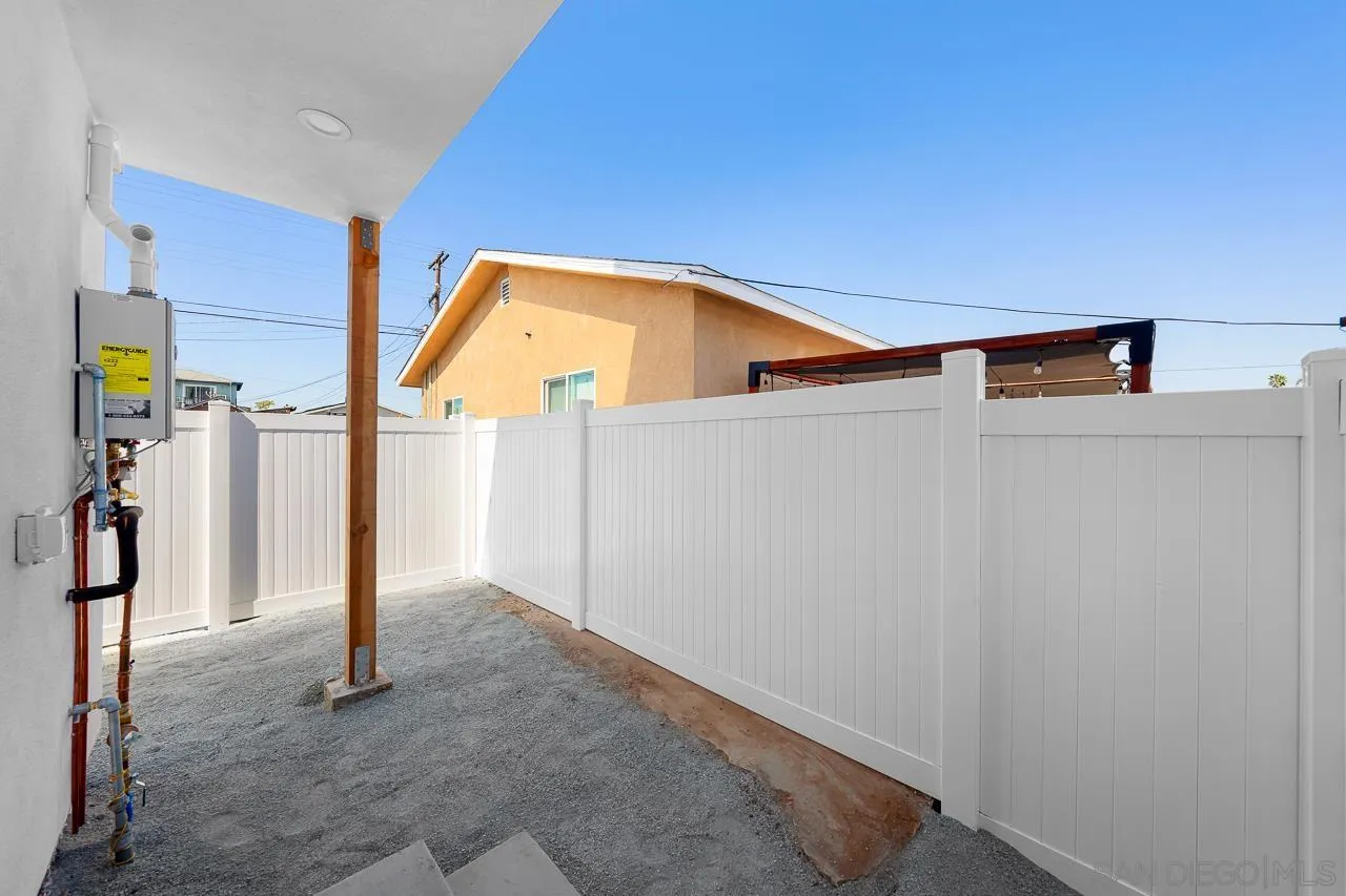 https://cdn.realtyfeed.com/cdn/127/260006749/514107b931e2f0a026042ba3087a3c0a.webp