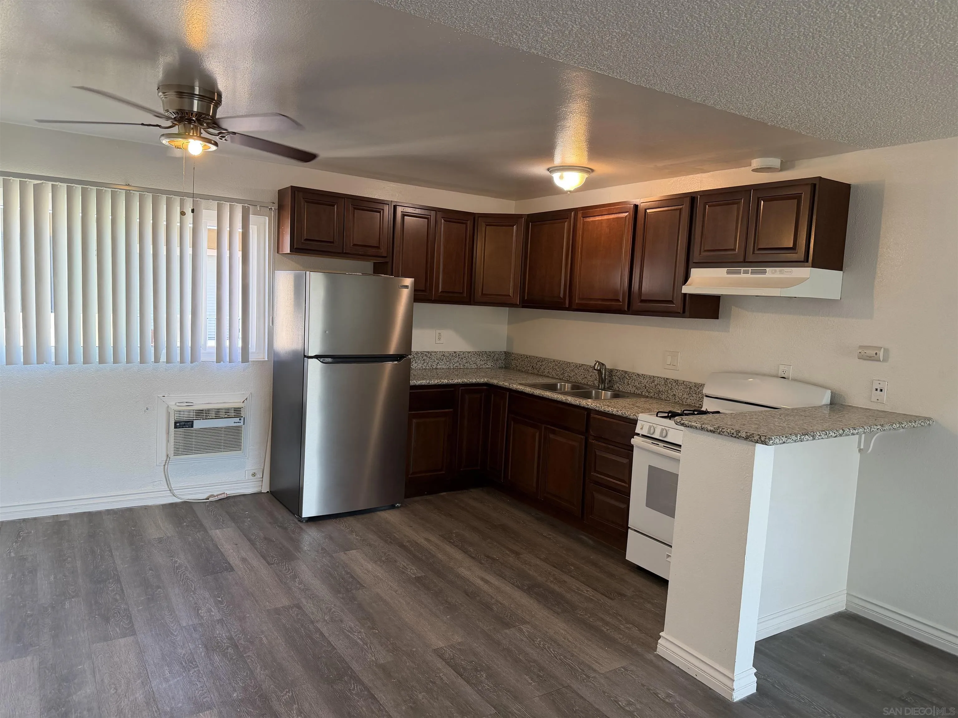 1718-24 Crofton Ln, Escondido, CA, 92027