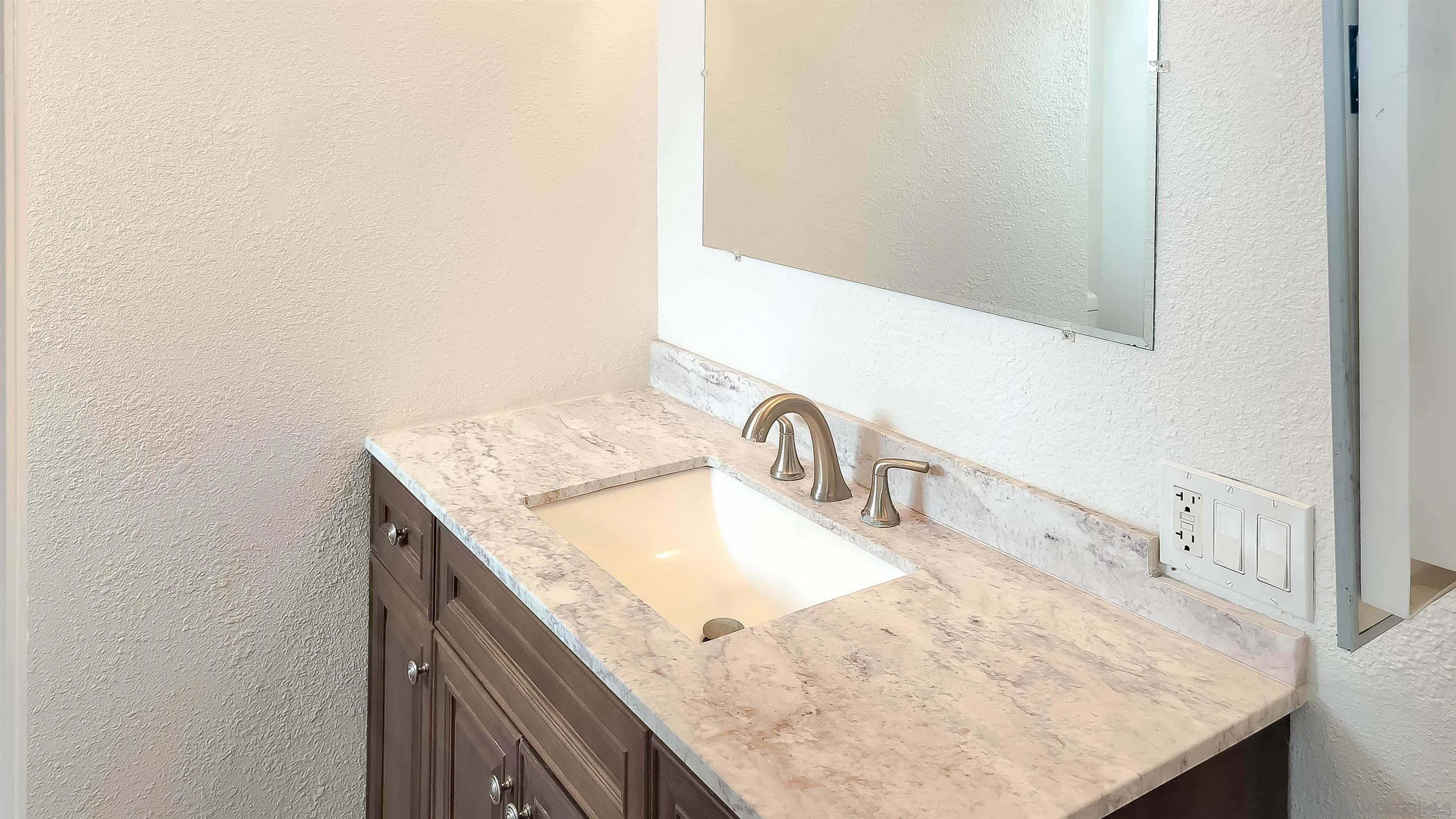 1718-24 Crofton Ln, Escondido, CA, 92027