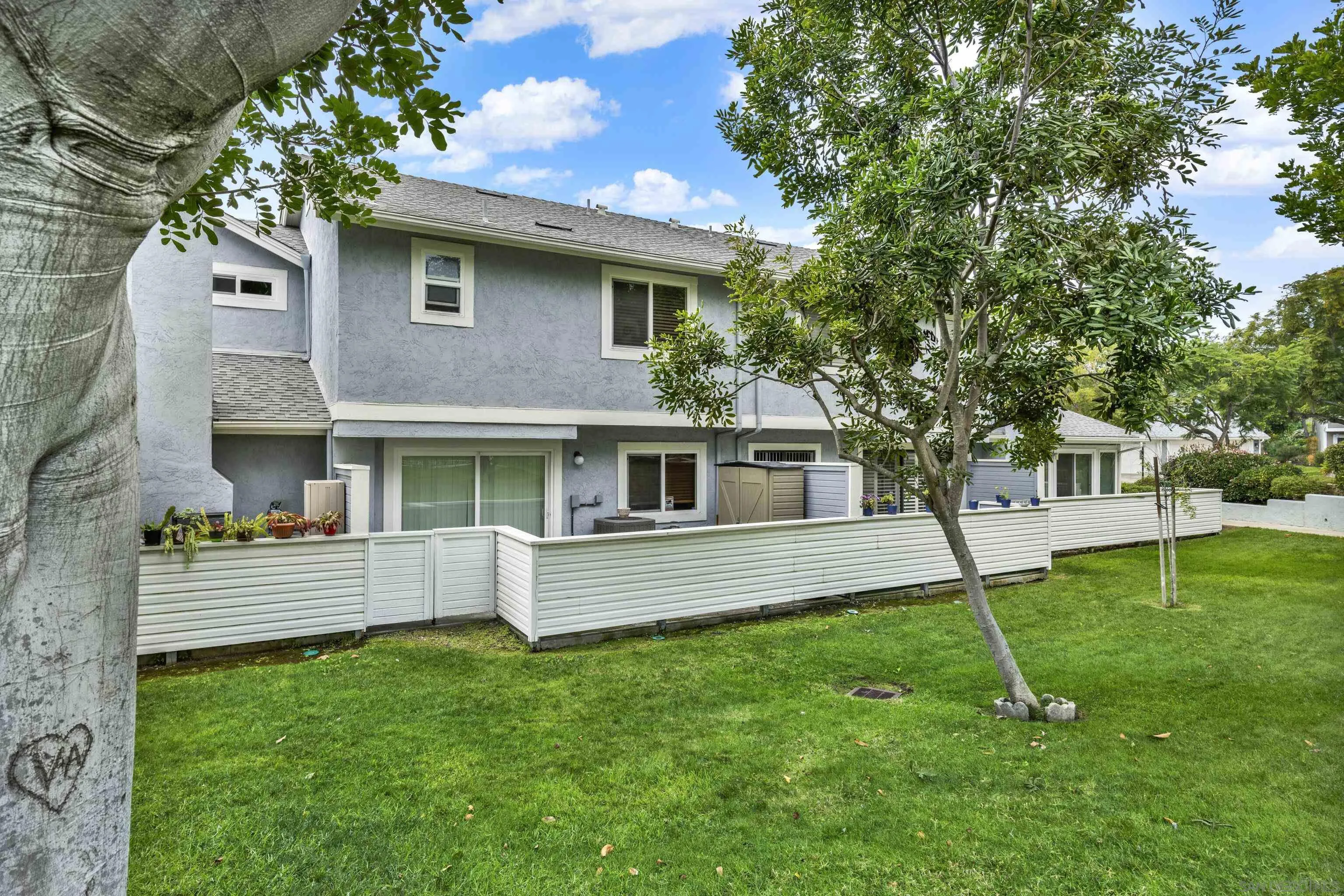 https://cdn.realtyfeed.com/cdn/127/260006753/9c7ad8bf0b8947148691aef794631fc8.webp