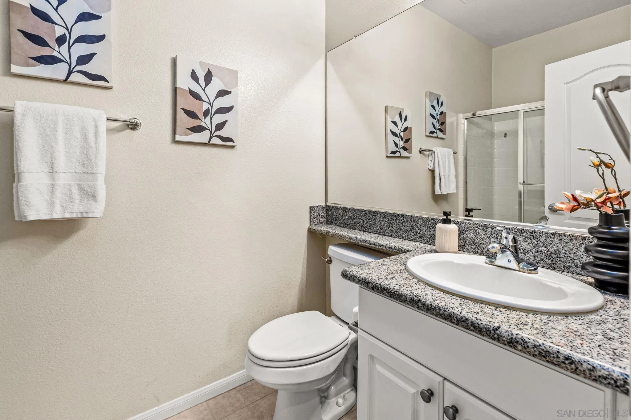 Photo #12: 260006754 Listing: Photo #12