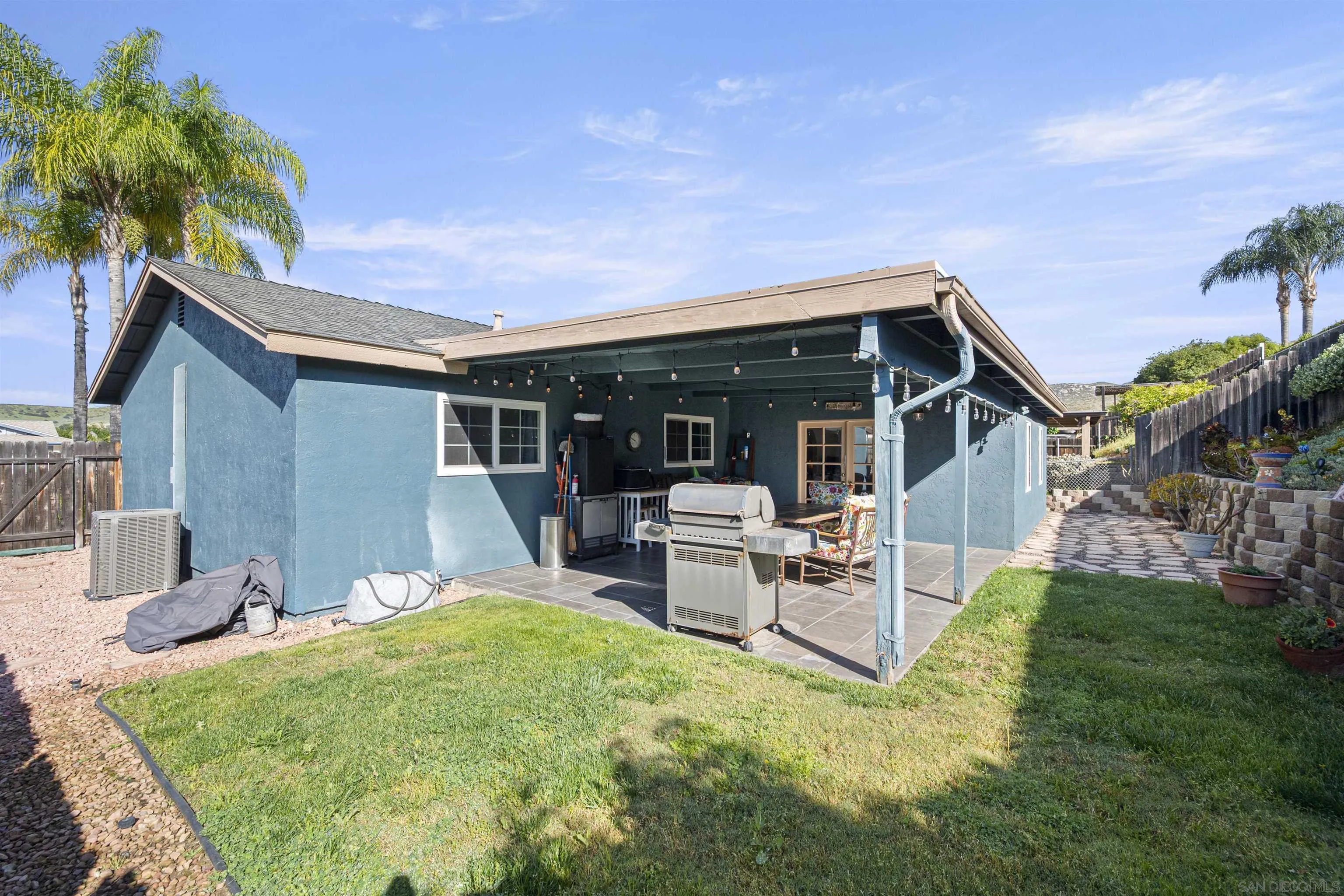https://cdn.realtyfeed.com/cdn/127/260006755/ead159f32c805f71ae30c1eb2119e3b5.webp