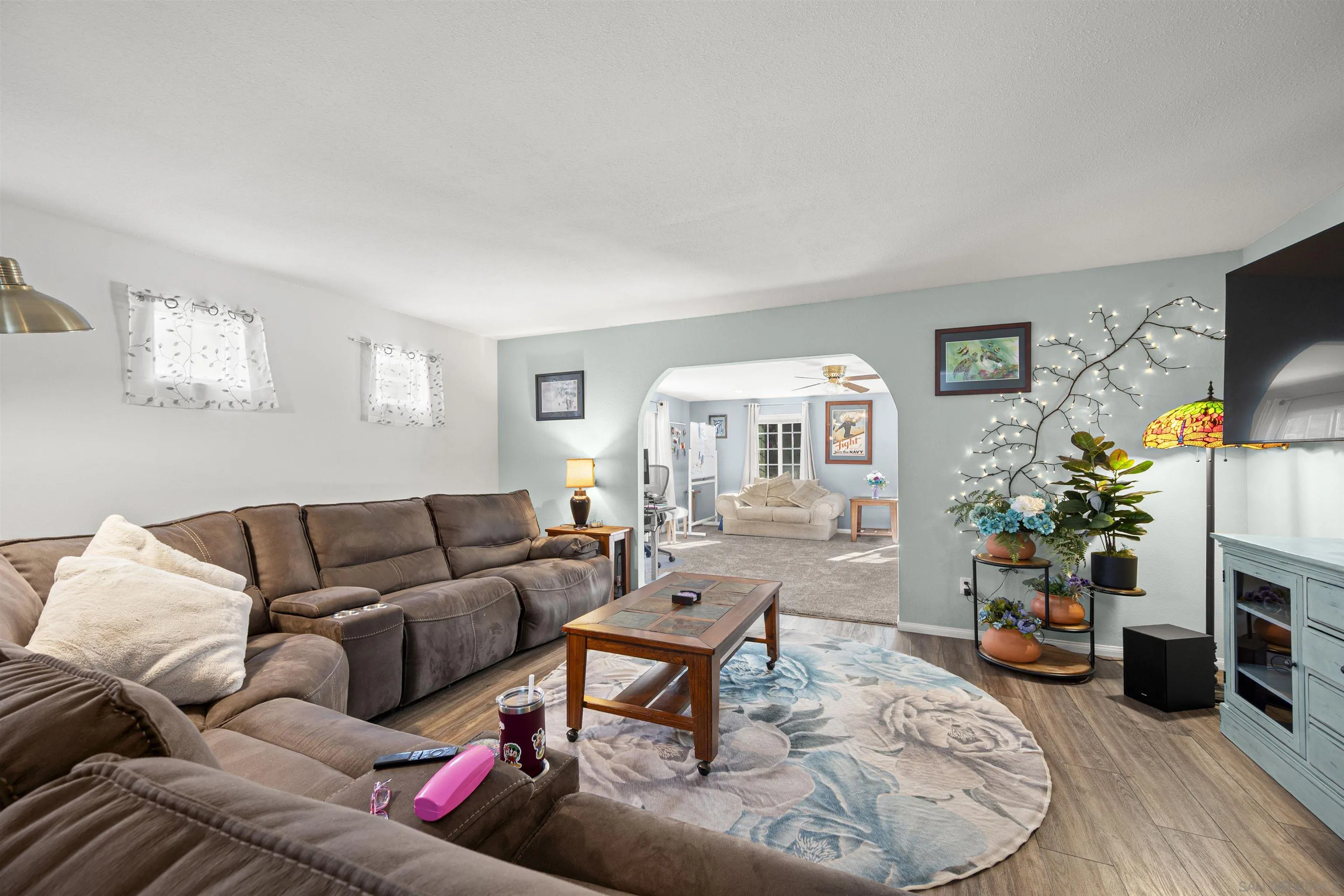 https://cdn.realtyfeed.com/cdn/127/260006755/fad0a3527bb480d89fd2158ba25ace9f.webp
