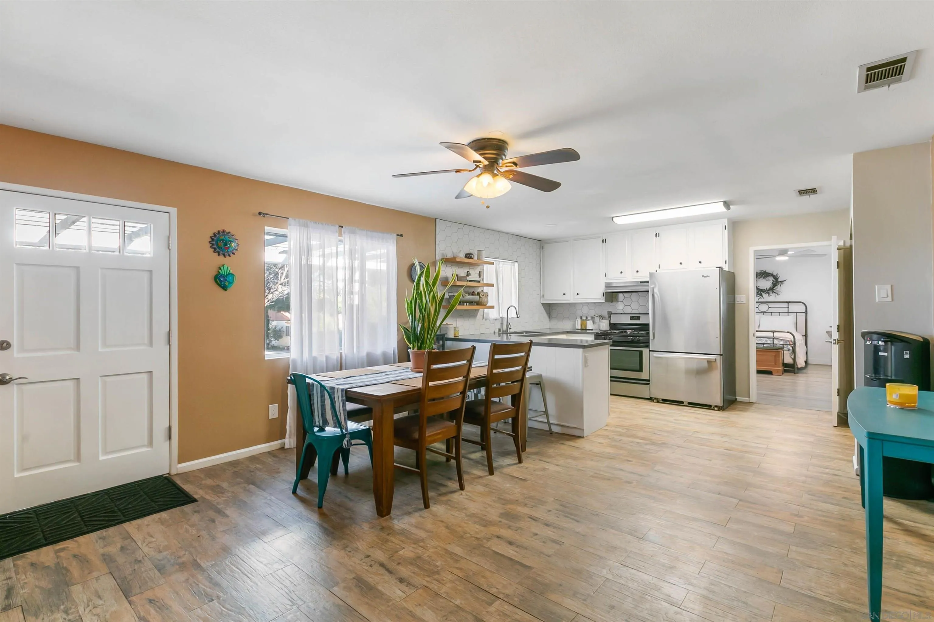 https://cdn.realtyfeed.com/cdn/127/260006756/3d884b47193b877f48f9f4a9c73cd238.webp