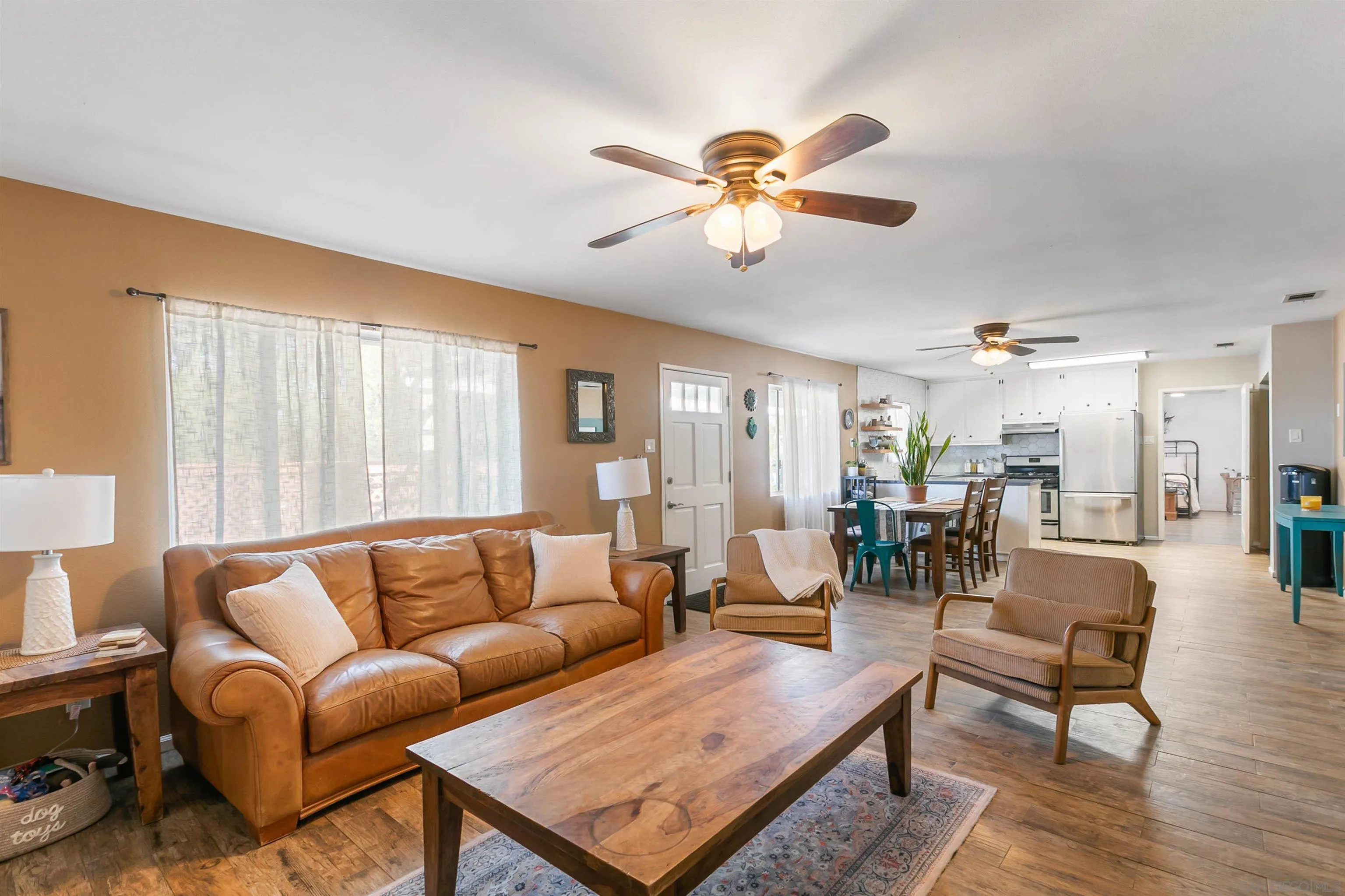 https://cdn.realtyfeed.com/cdn/127/260006756/bc4b7edd31603cba107b8f107ced7028.webp