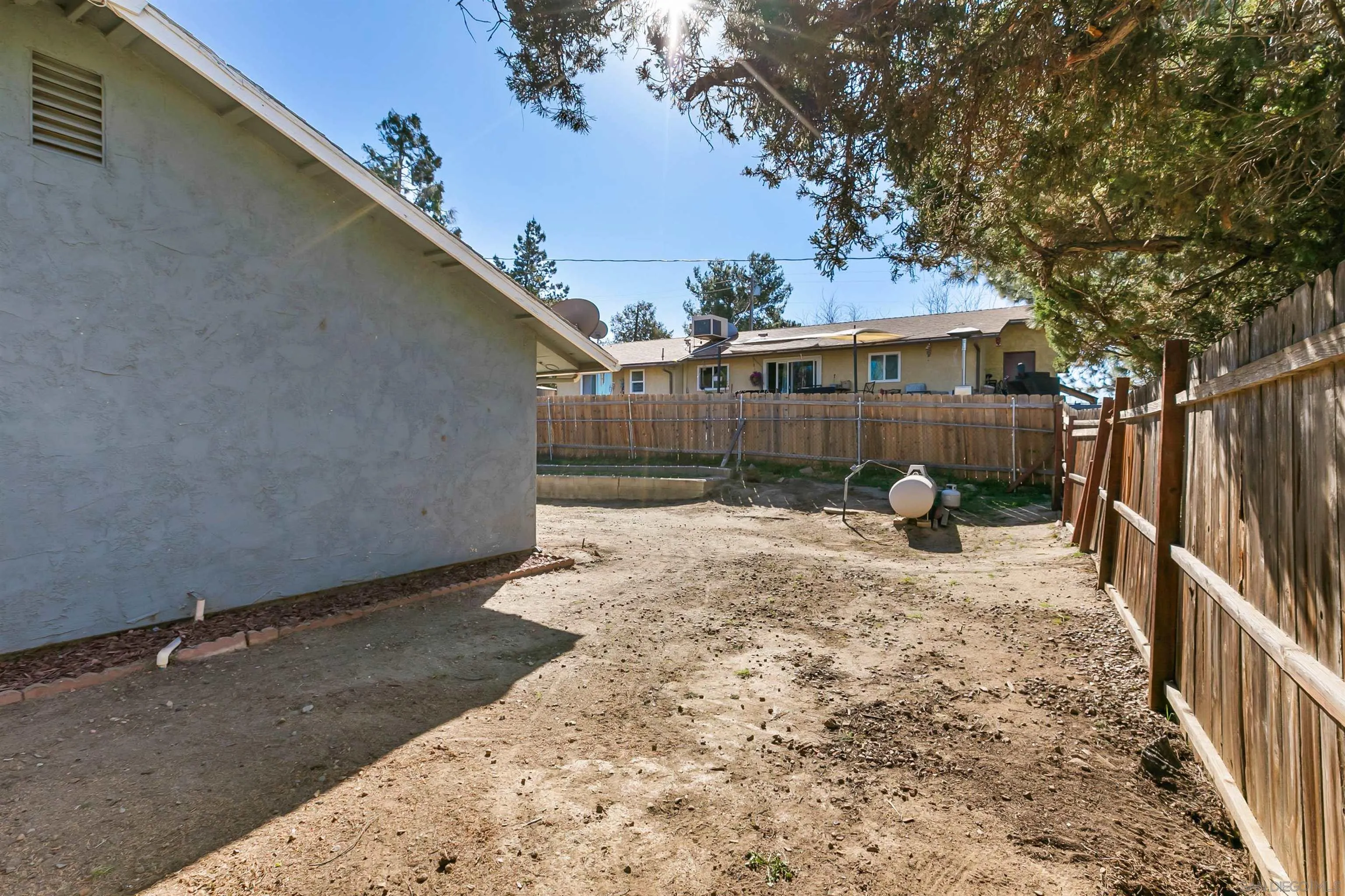 https://cdn.realtyfeed.com/cdn/127/260006756/f50ced29ebfd819b9b9be84c981c13b7.webp
