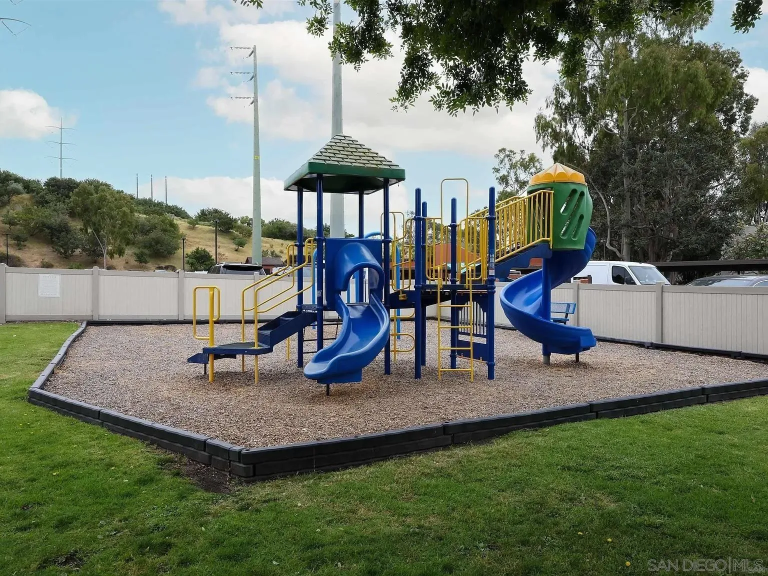 Photo #15: 260006765 Listing: Photo #15