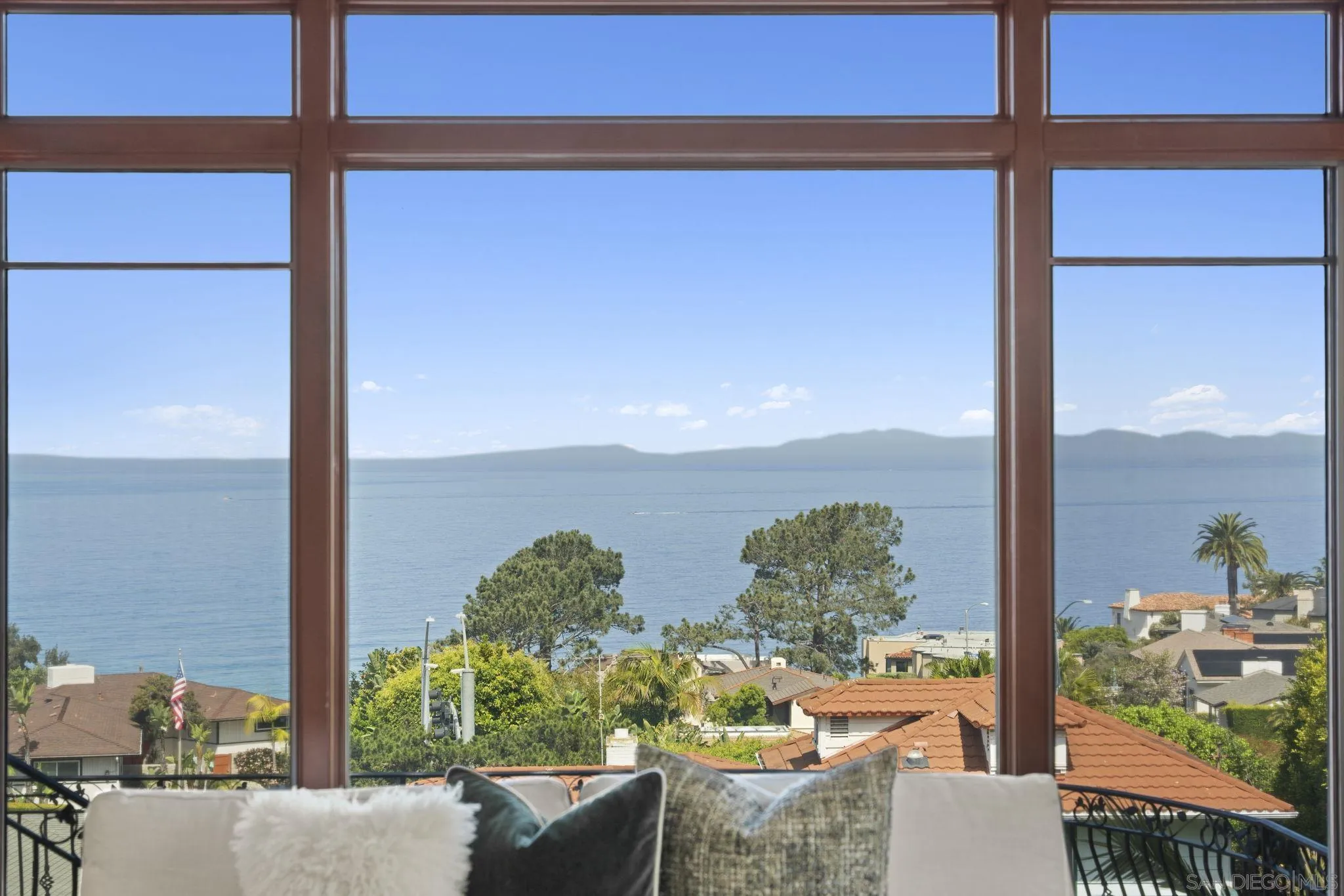 https://cdn.realtyfeed.com/cdn/127/260006766/059c9bd32b83e7a86ae1d0e6171f9eee.webp