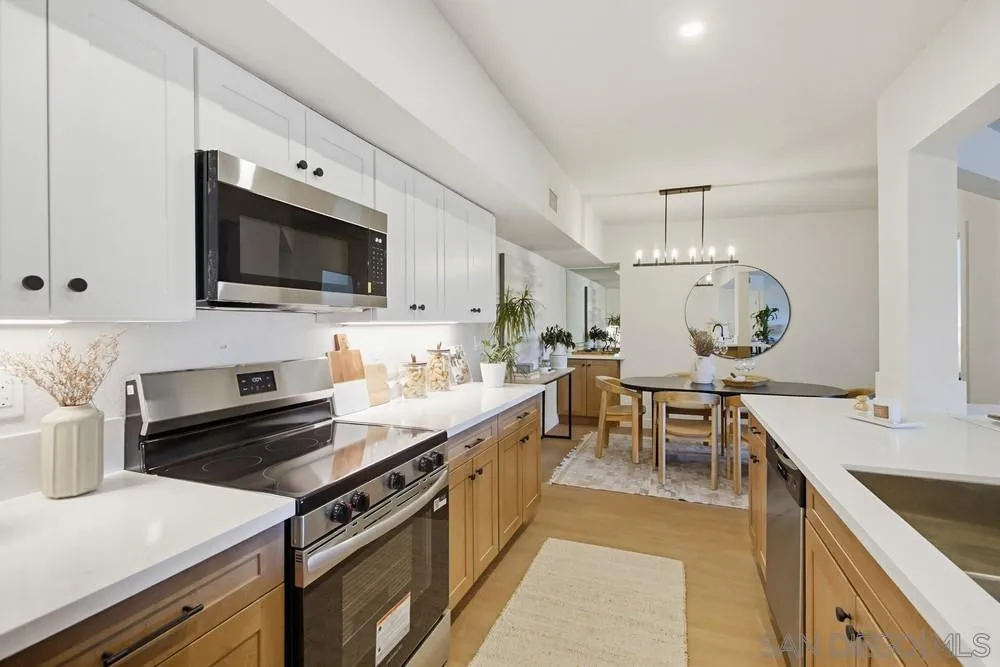 Photo #1: 260006768 Listing: Photo #1