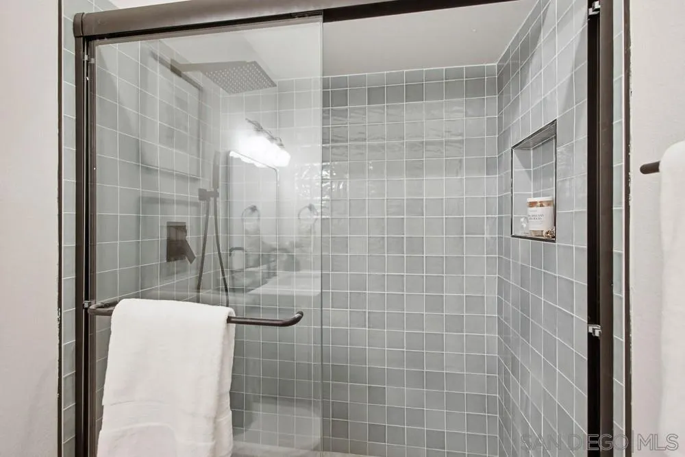 Photo #20: 260006768 Listing: Photo #20