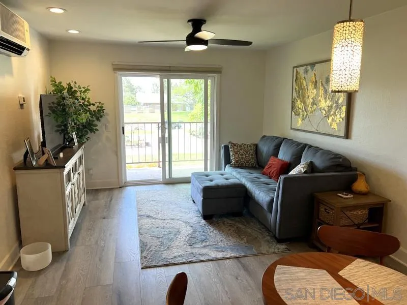 Photo #3: 260006769 Listing: Photo #3