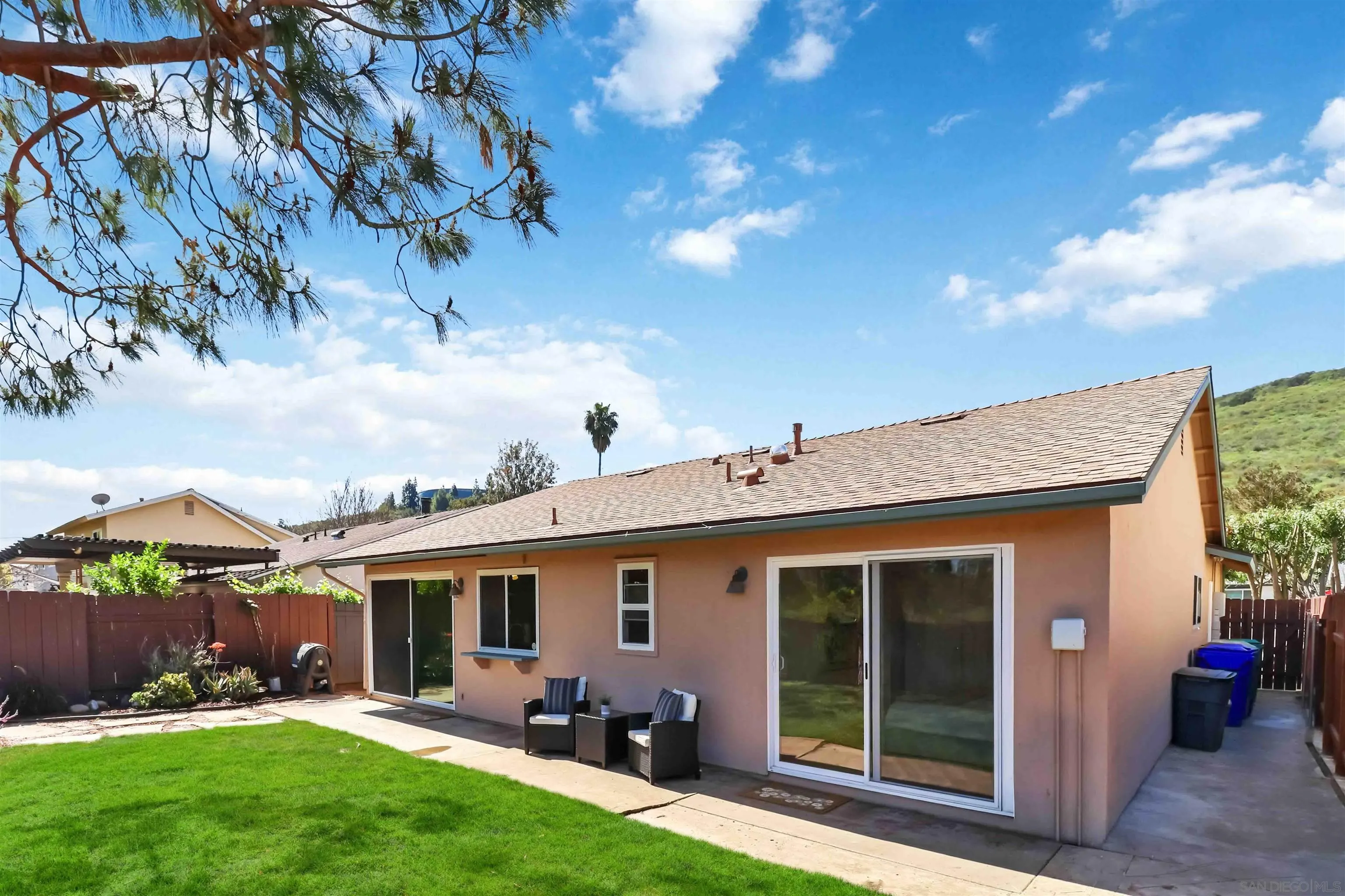 https://cdn.realtyfeed.com/cdn/127/260006774/5e9bfd5327ec55ae1e5da60f5726e990.webp