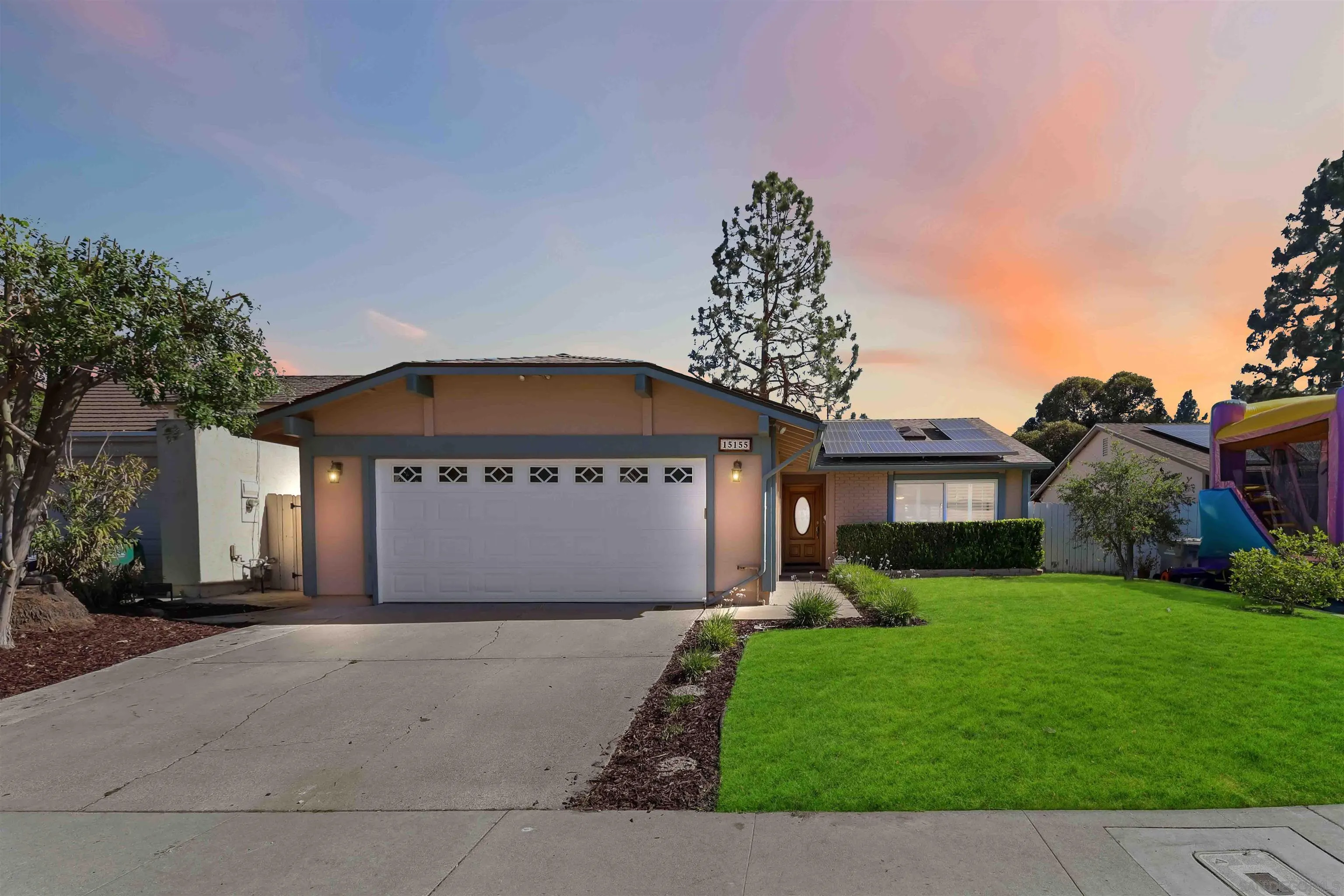 https://cdn.realtyfeed.com/cdn/127/260006774/87801b451e25eaafca998e9597fe8632.webp