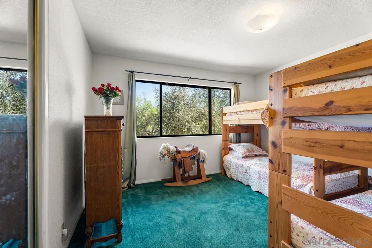 https://cdn.realtyfeed.com/cdn/127/260006776/5a5f73465543bd78d5931c151afb02d4.webp
