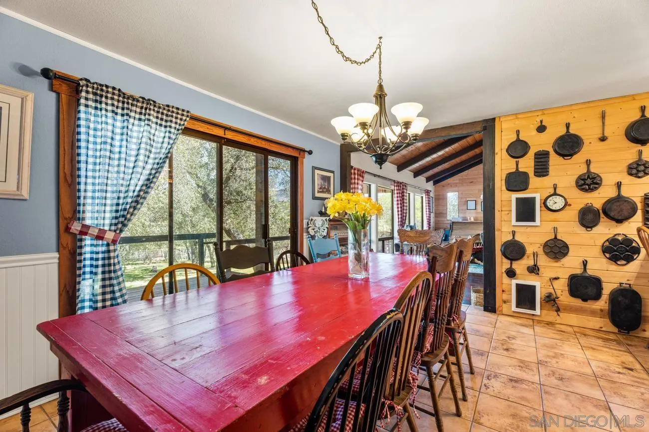 https://cdn.realtyfeed.com/cdn/127/260006776/9ba0781062b18f1450c60ae43ea90d96.webp
