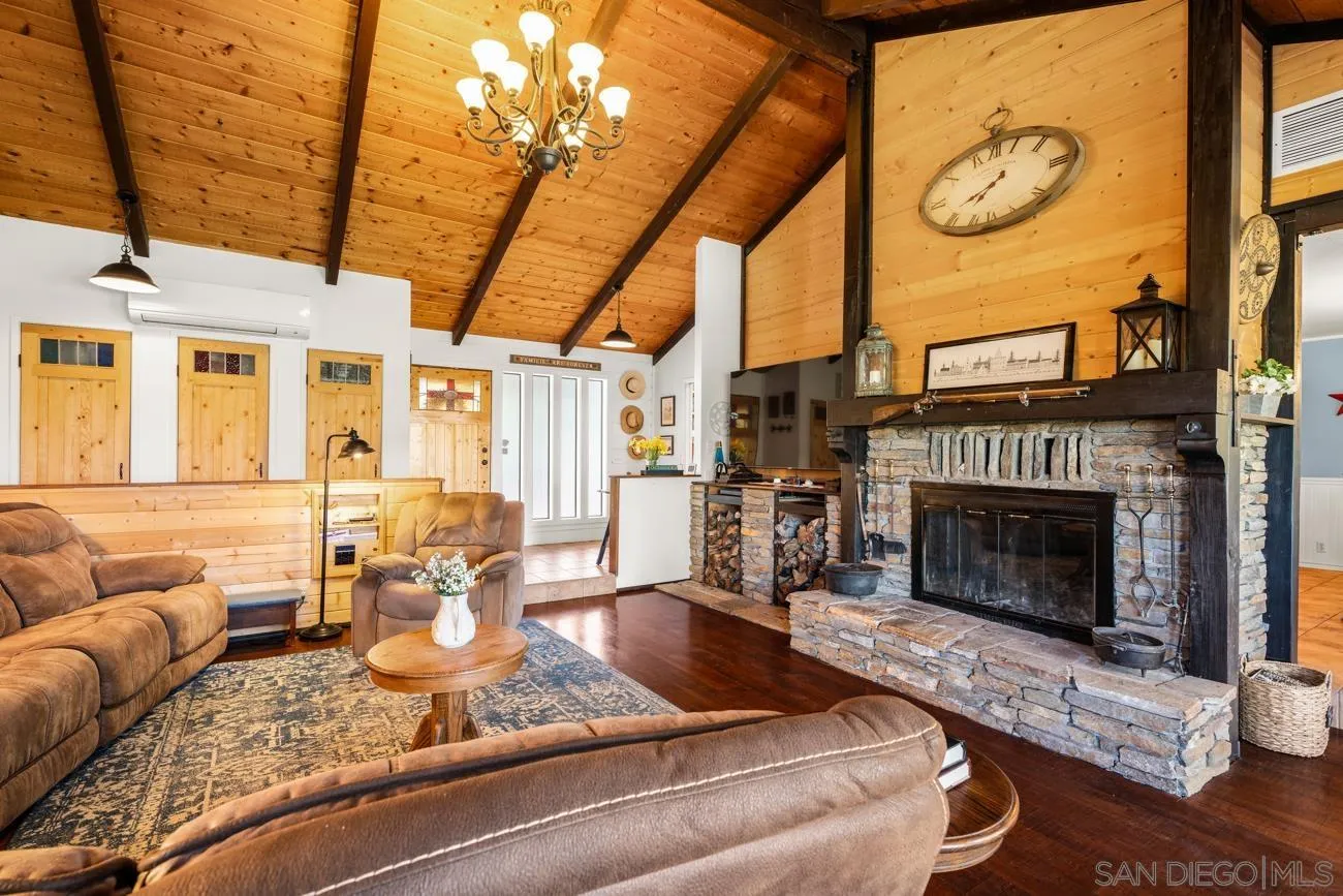 https://cdn.realtyfeed.com/cdn/127/260006776/ae0dab52ef8950b74b748b89bc13821a.webp