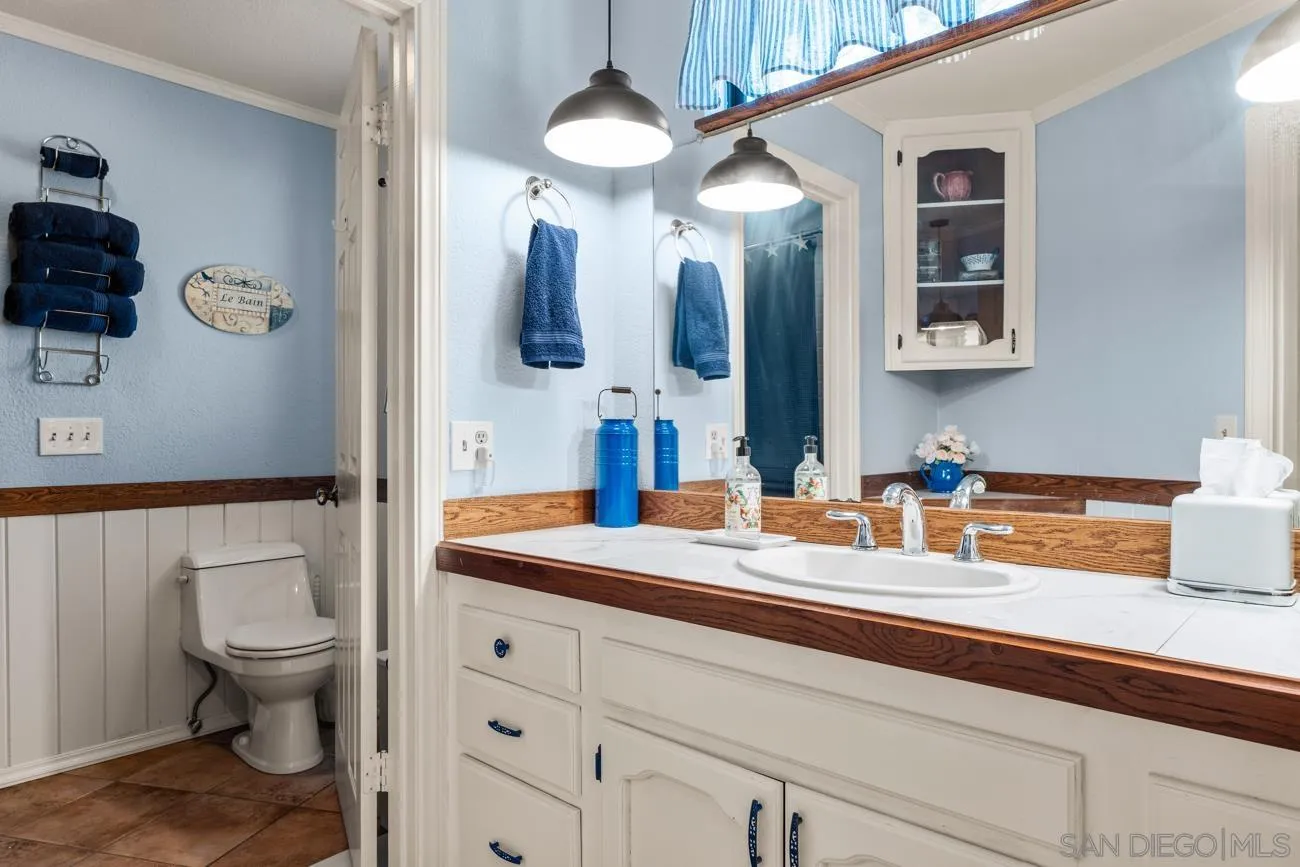 https://cdn.realtyfeed.com/cdn/127/260006776/f0c7e3f7e3d7dd1b9f3b58abf6b3e9f2.webp
