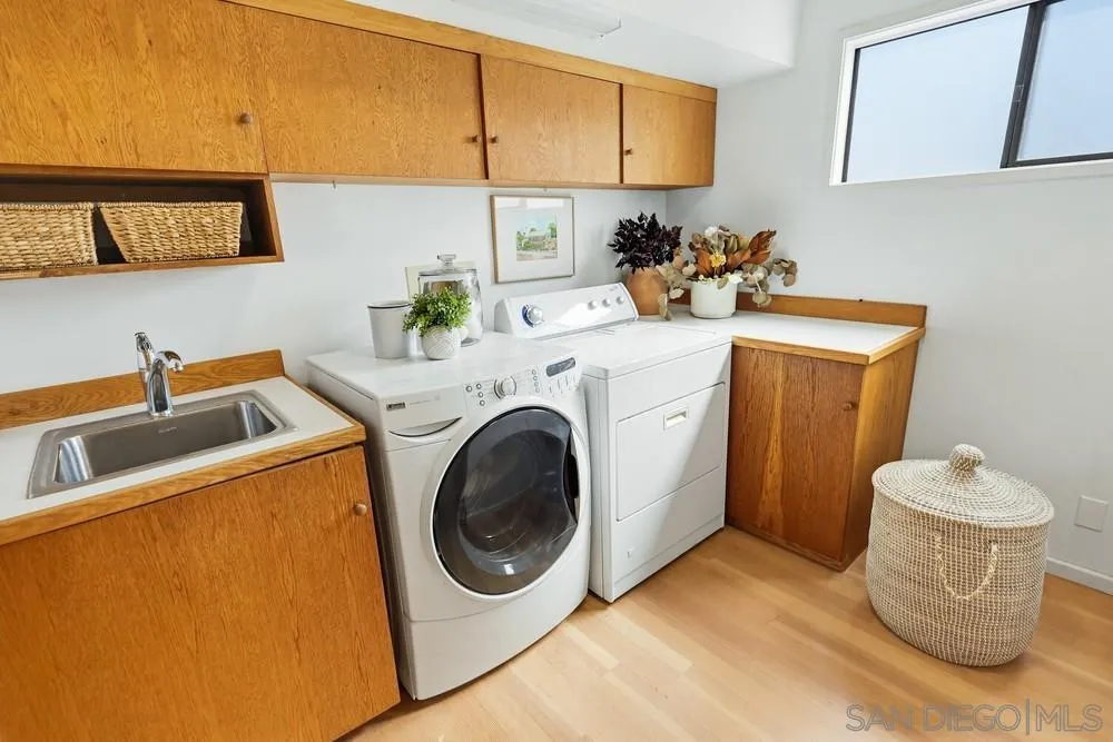 https://cdn.realtyfeed.com/cdn/127/260006777/666ee2f6947860681d16b41842c4f16d.webp