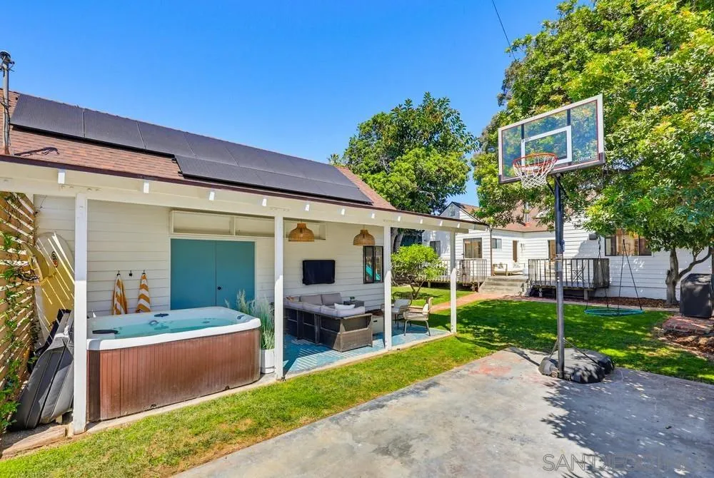https://cdn.realtyfeed.com/cdn/127/260006777/c6e66f15b3744ecf6e96bd7c2e45c1ab.webp