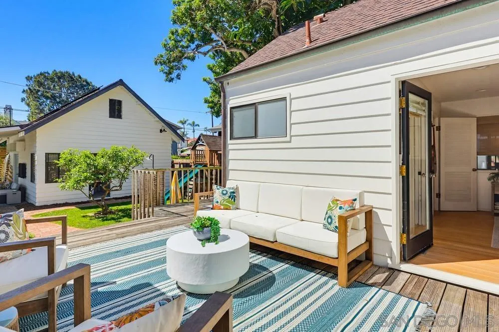 https://cdn.realtyfeed.com/cdn/127/260006777/d814cbfa42f0f9835df35929542c7b82.webp