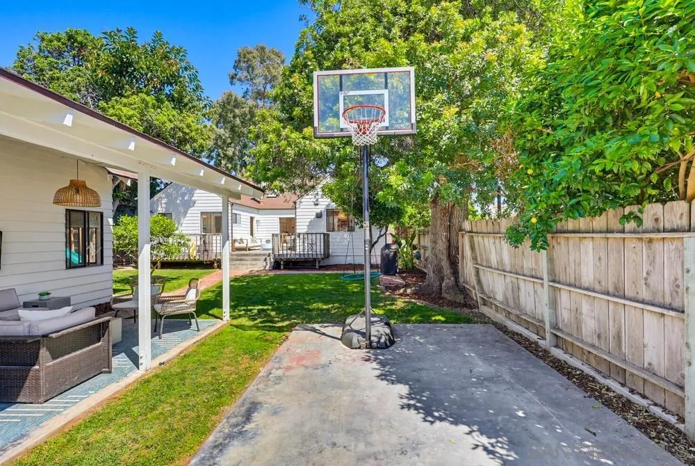 https://cdn.realtyfeed.com/cdn/127/260006777/fa0e1f82c21a380bfe04c65fa2762196.webp