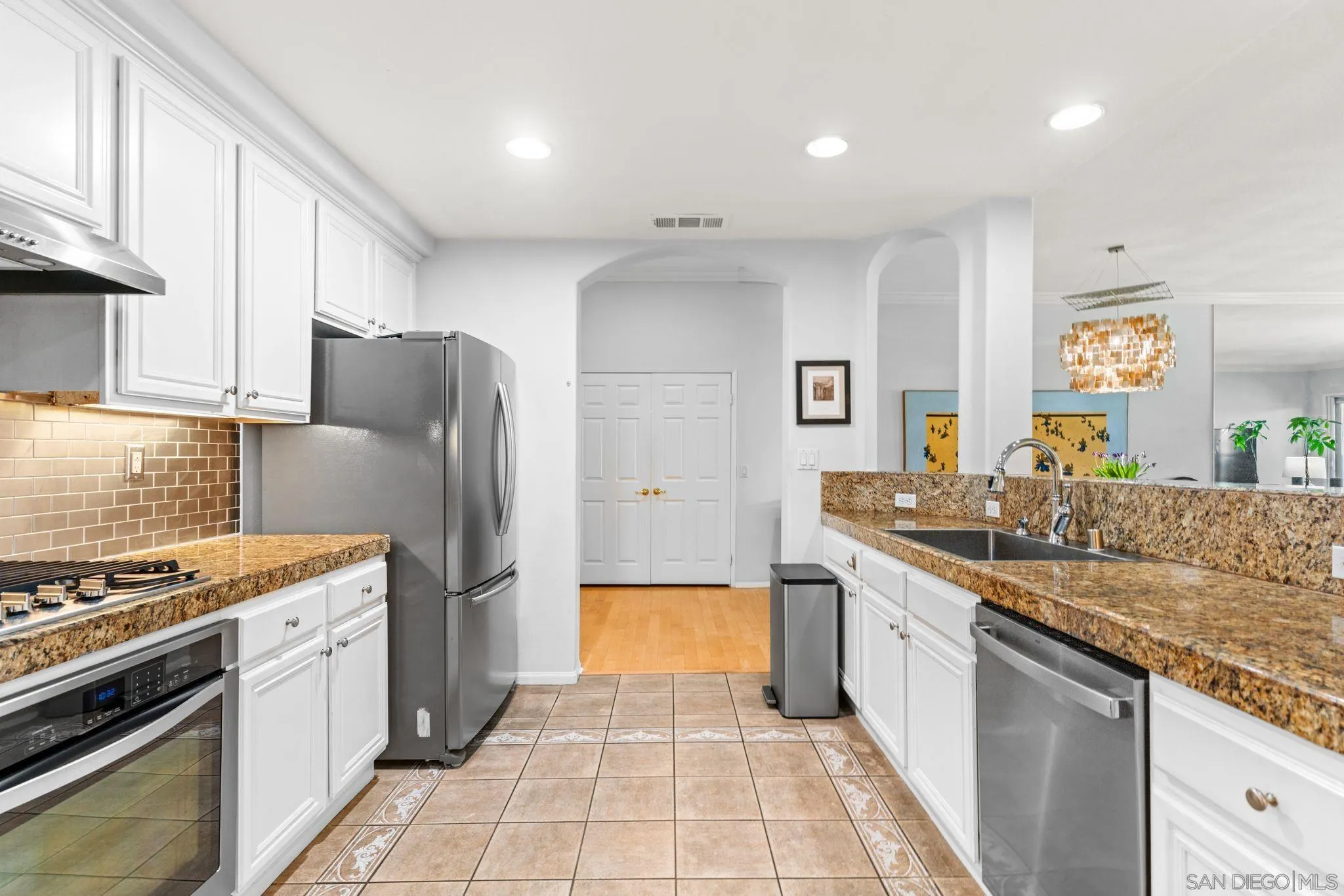 Photo #9: 260006782 Listing: Photo #9