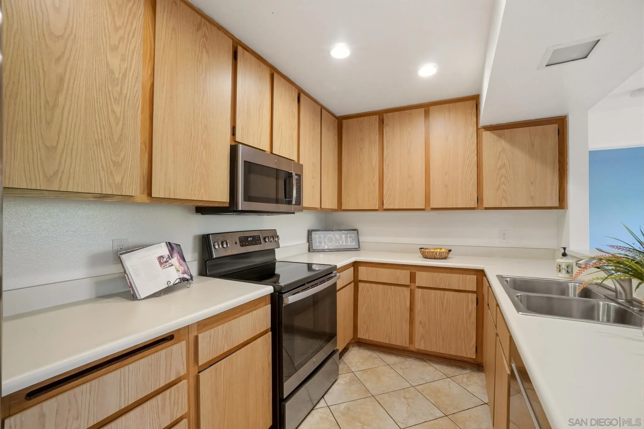 Photo #11: 260006791 Listing: Photo #11