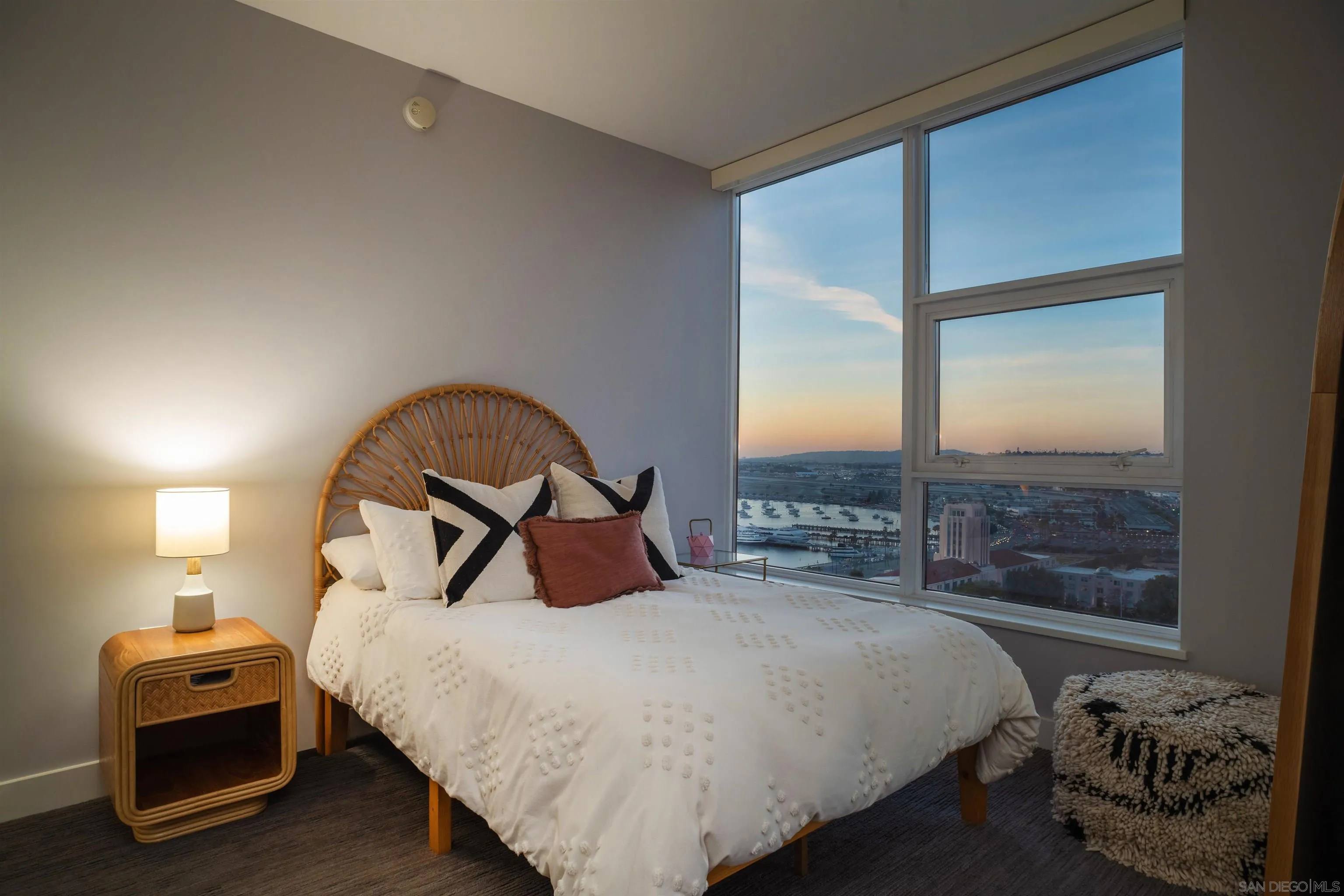 https://cdn.realtyfeed.com/cdn/127/260006796/25cc75eb204198925ff5f8435664d2f0.webp
