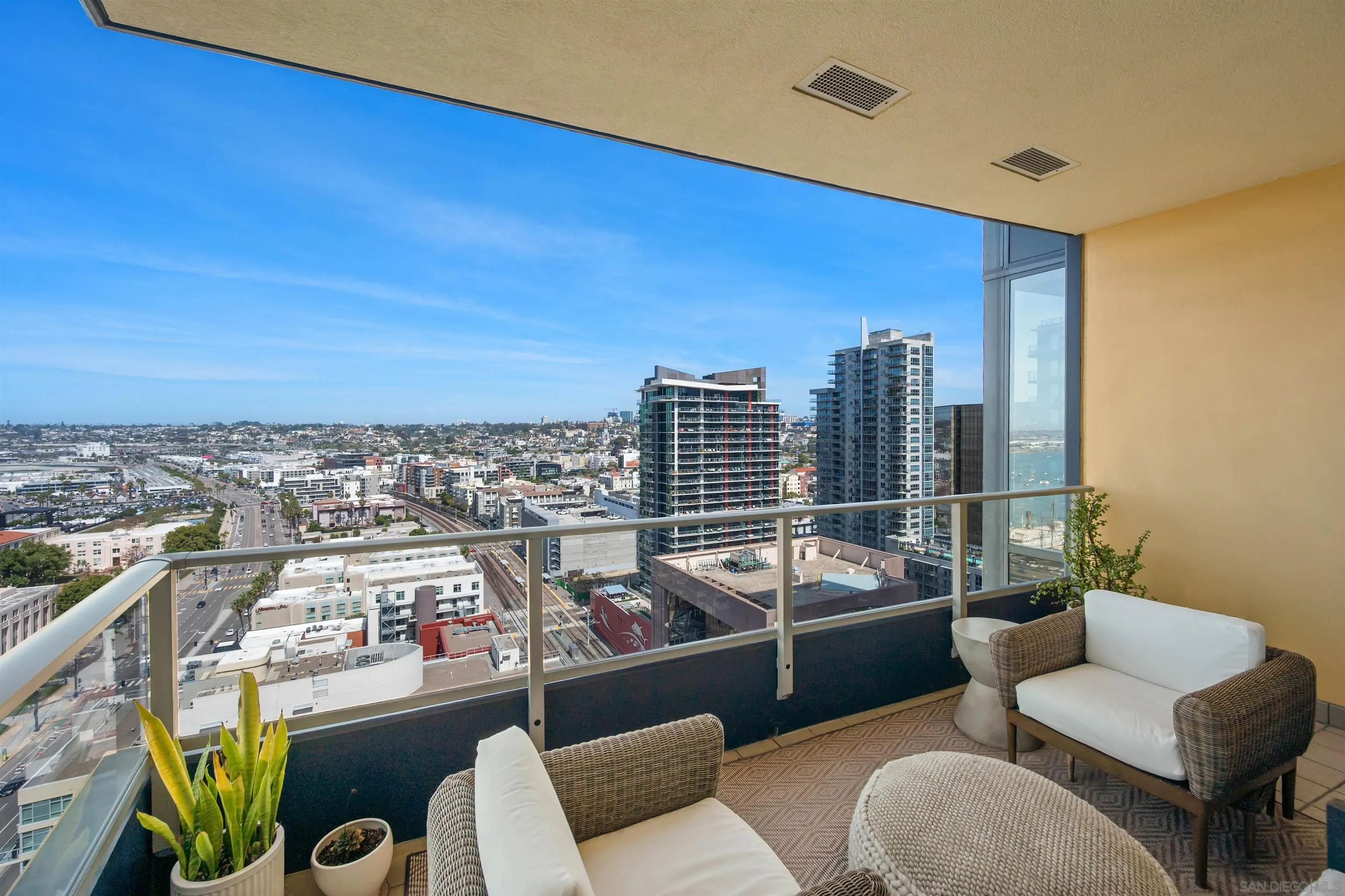 Photo #12: 260006796 Listing: Photo #12