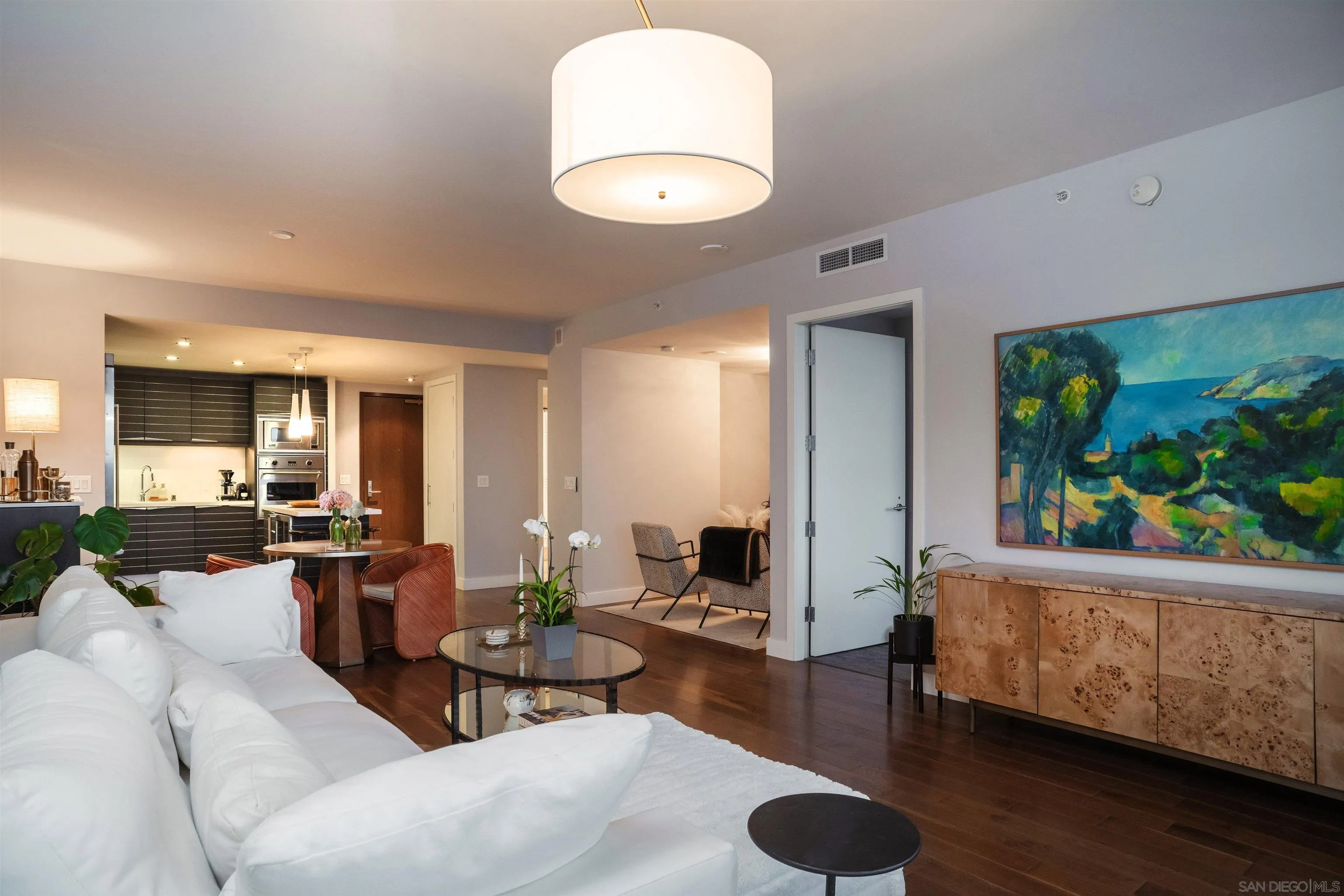 https://cdn.realtyfeed.com/cdn/127/260006796/35f08294d5e537d17a003547d47bac20.webp