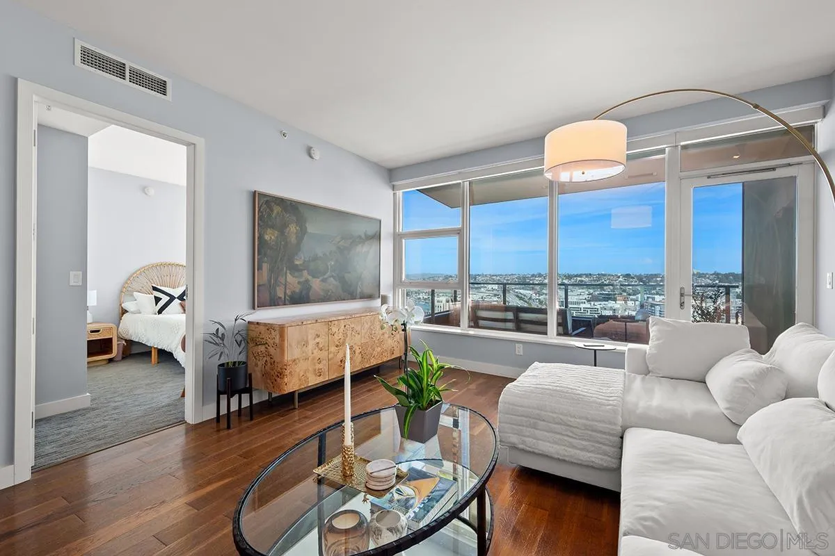 https://cdn.realtyfeed.com/cdn/127/260006796/3b38d1a1a15f4c0e867a4d5b884f2d45.webp