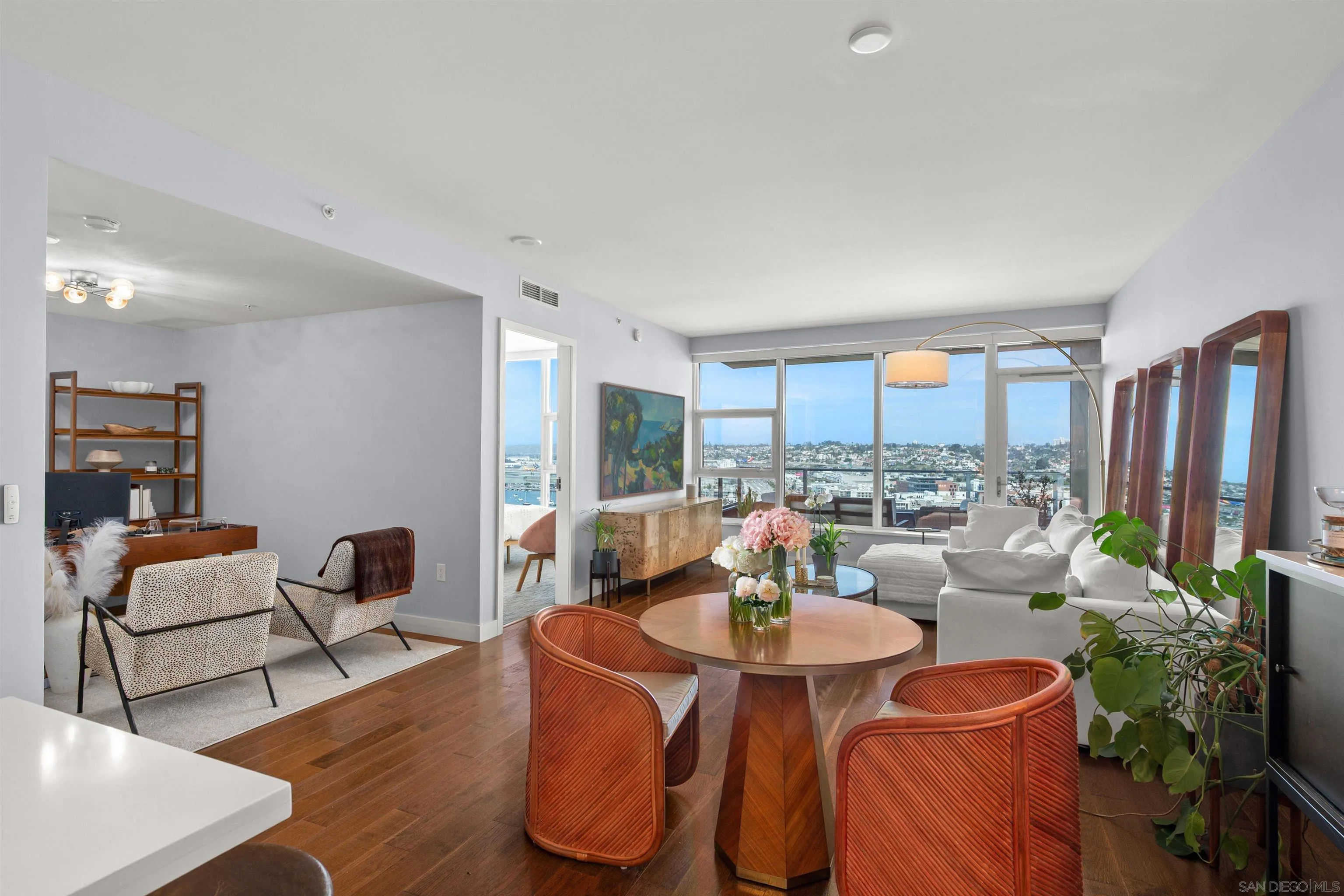https://cdn.realtyfeed.com/cdn/127/260006796/5161f82c103769bc969cefda837d6758.webp