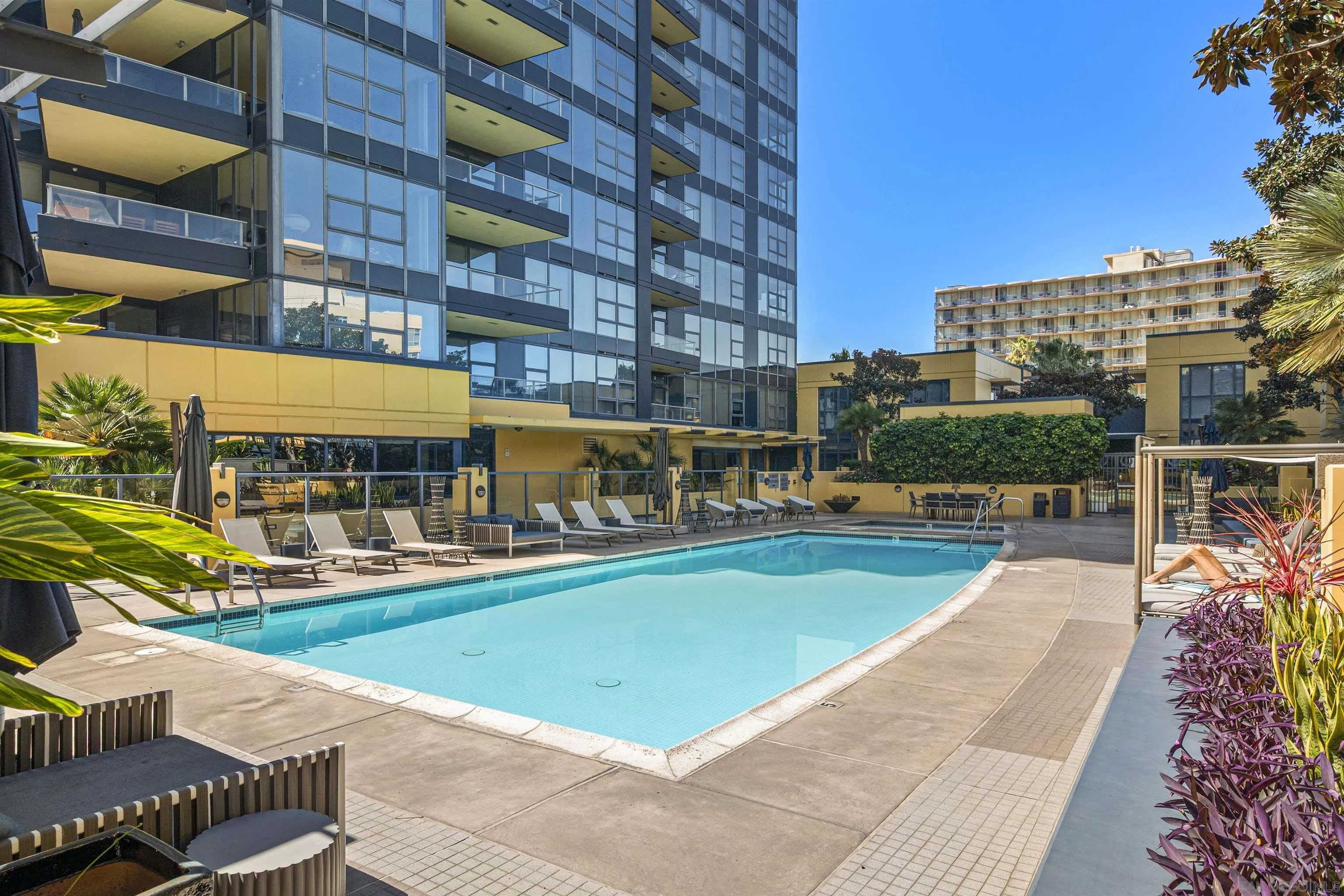 https://cdn.realtyfeed.com/cdn/127/260006796/c1c03f937abba376f9227a9e7e494008.webp