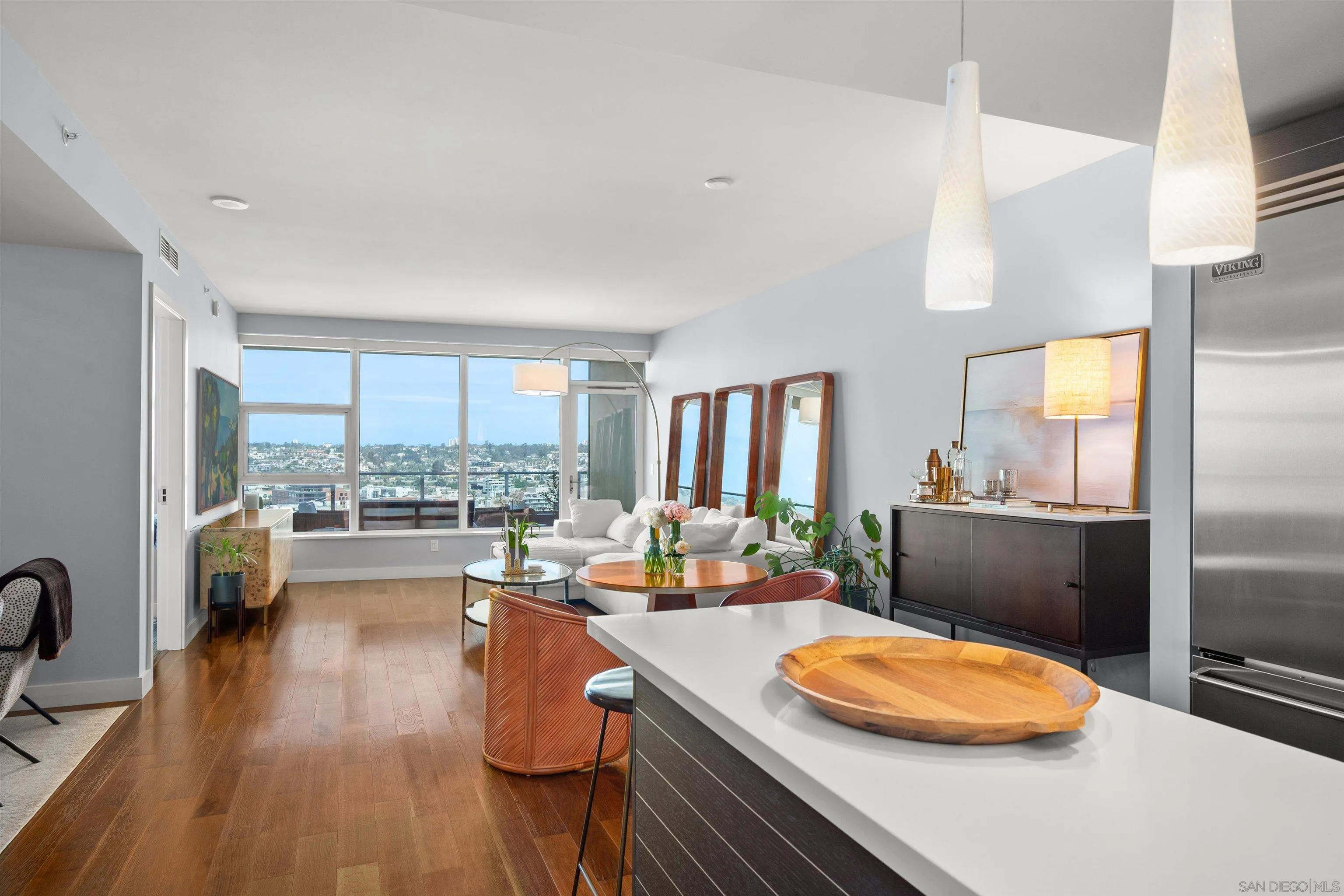 https://cdn.realtyfeed.com/cdn/127/260006796/e890a6b1c3204fab6b55baf78634eb6f.webp