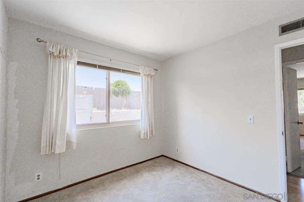 https://cdn.realtyfeed.com/cdn/127/260006799/6c5a85519755ebe402b52efdd42abcf2.webp