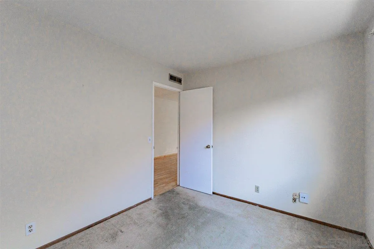 https://cdn.realtyfeed.com/cdn/127/260006799/f93cc0ba2024dea5b9dee0ad3e6b7dac.webp