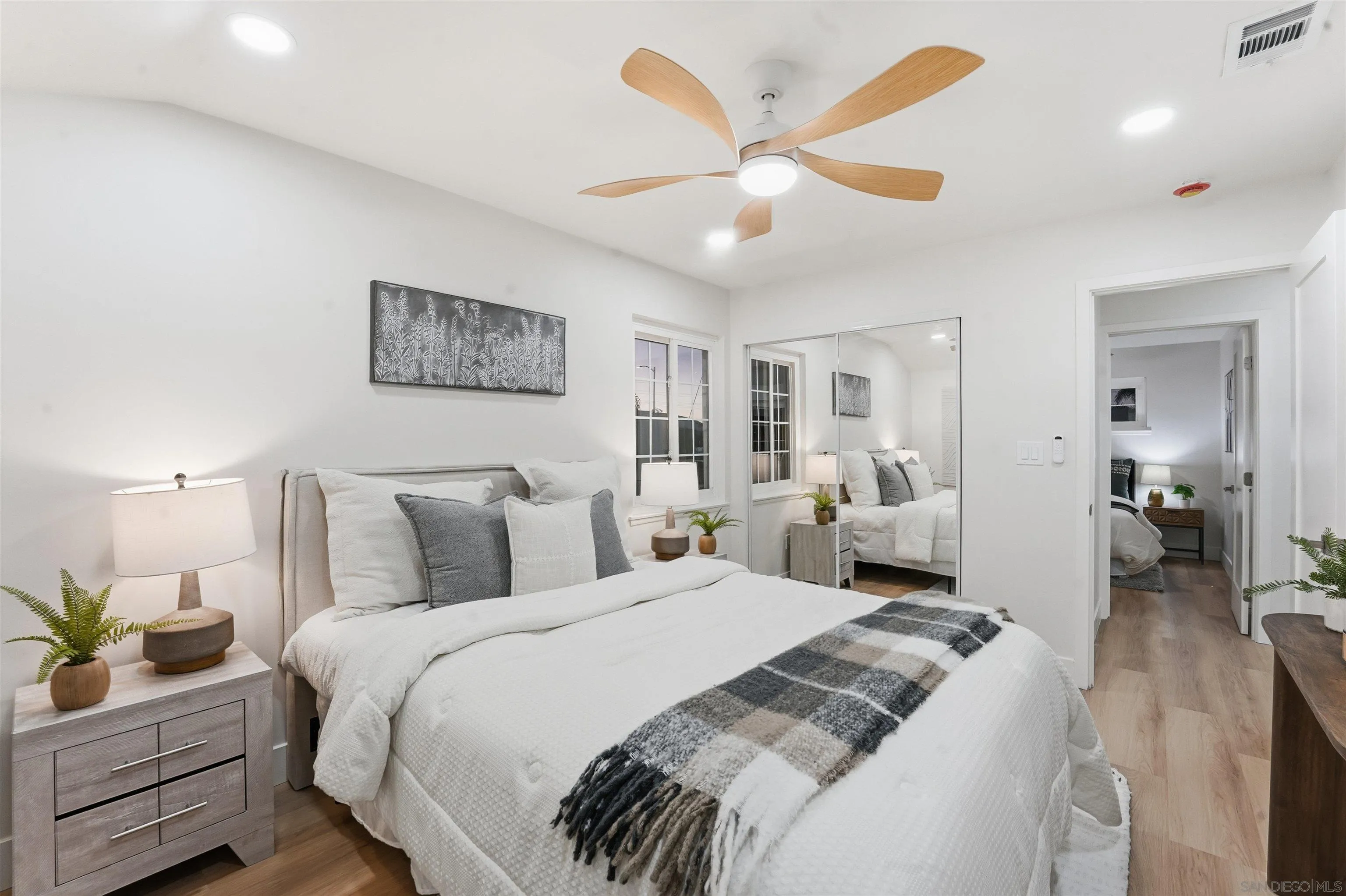 https://cdn.realtyfeed.com/cdn/127/2600068/66131b924ea052029598263ed5eeb416.webp