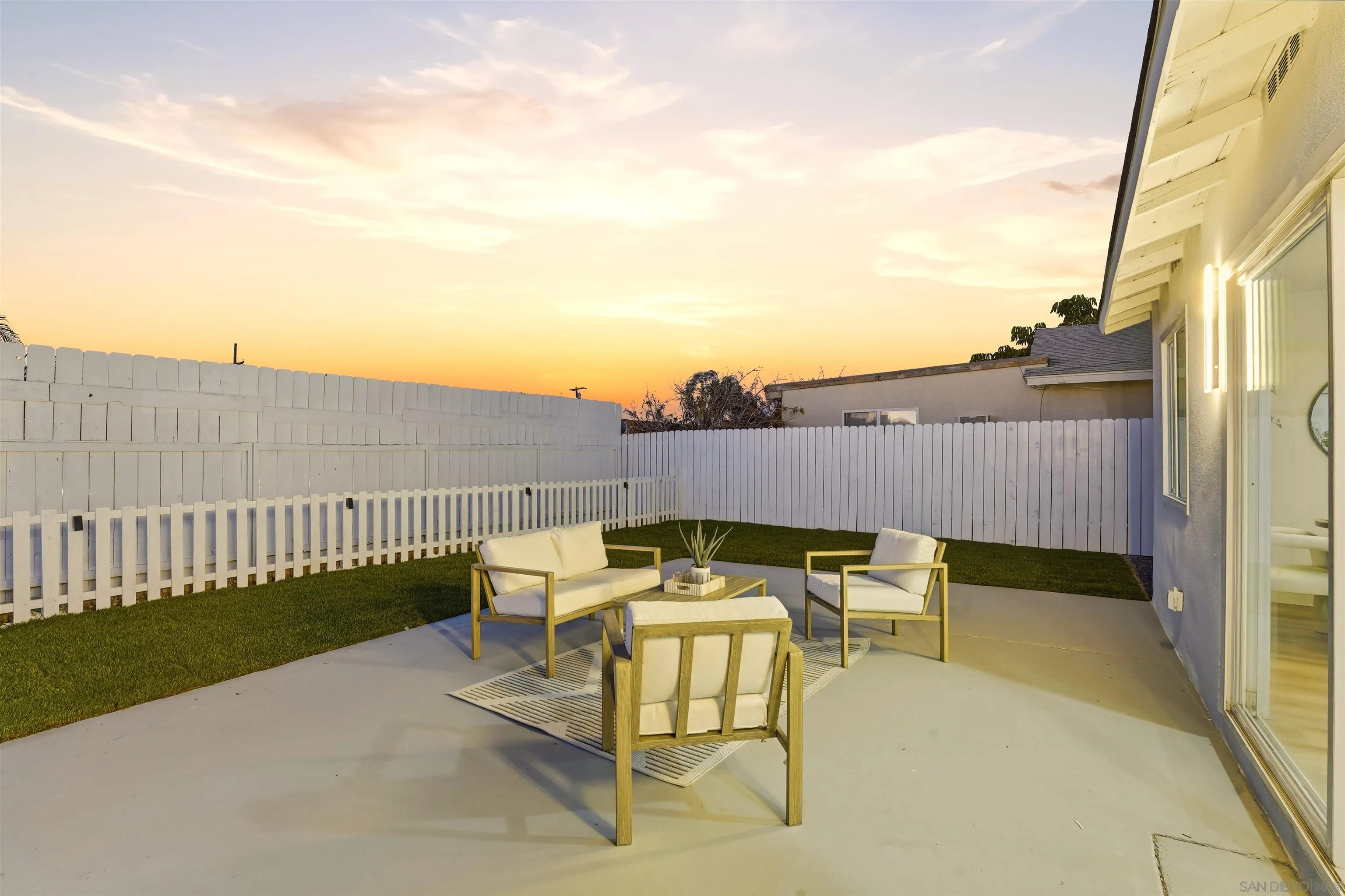 https://cdn.realtyfeed.com/cdn/127/2600068/683d6c1e8f5b7435c314eb1889d3b238.webp