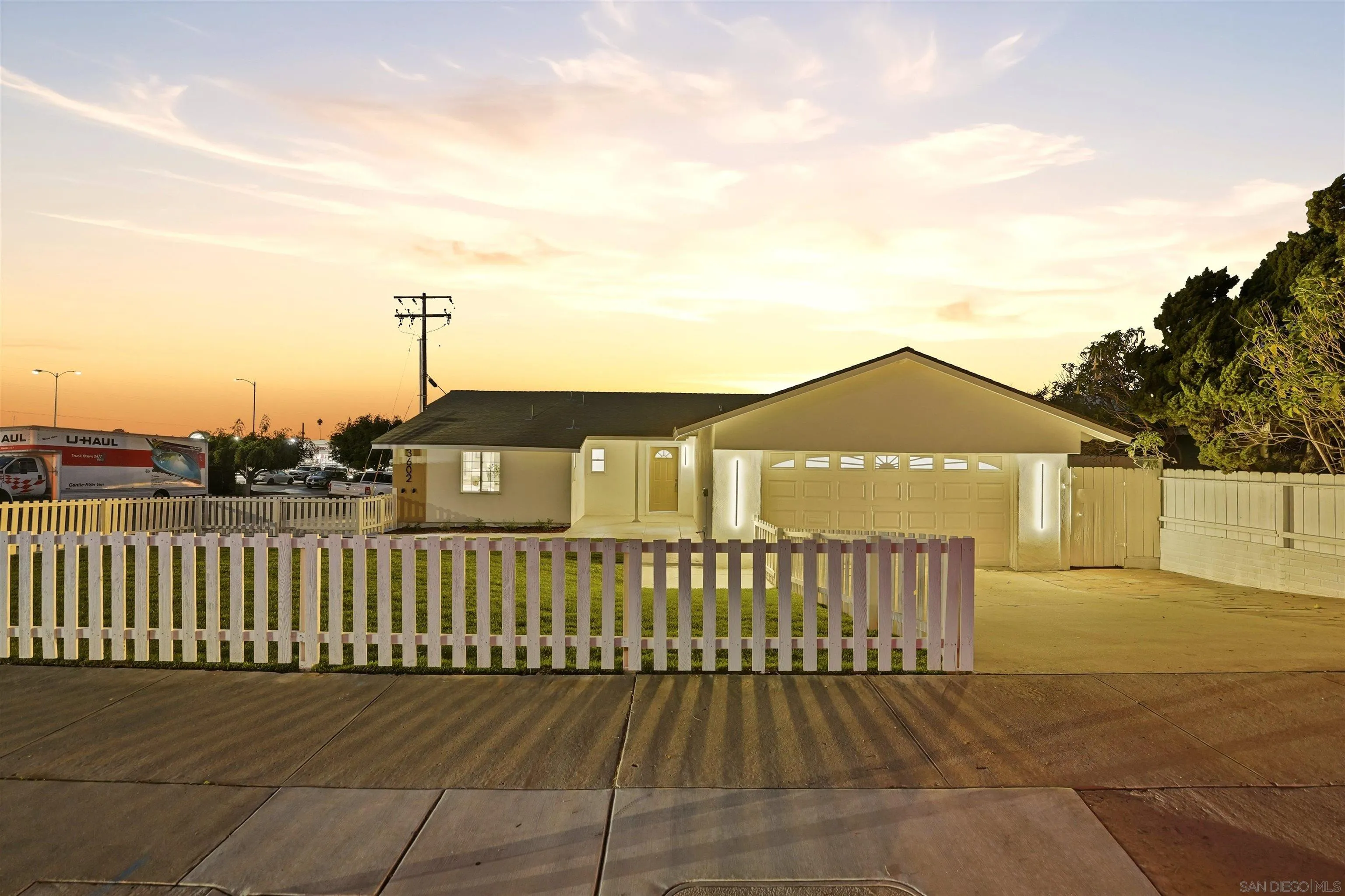 https://cdn.realtyfeed.com/cdn/127/2600068/e98d4c5436ac6951449a465d37afc012.webp