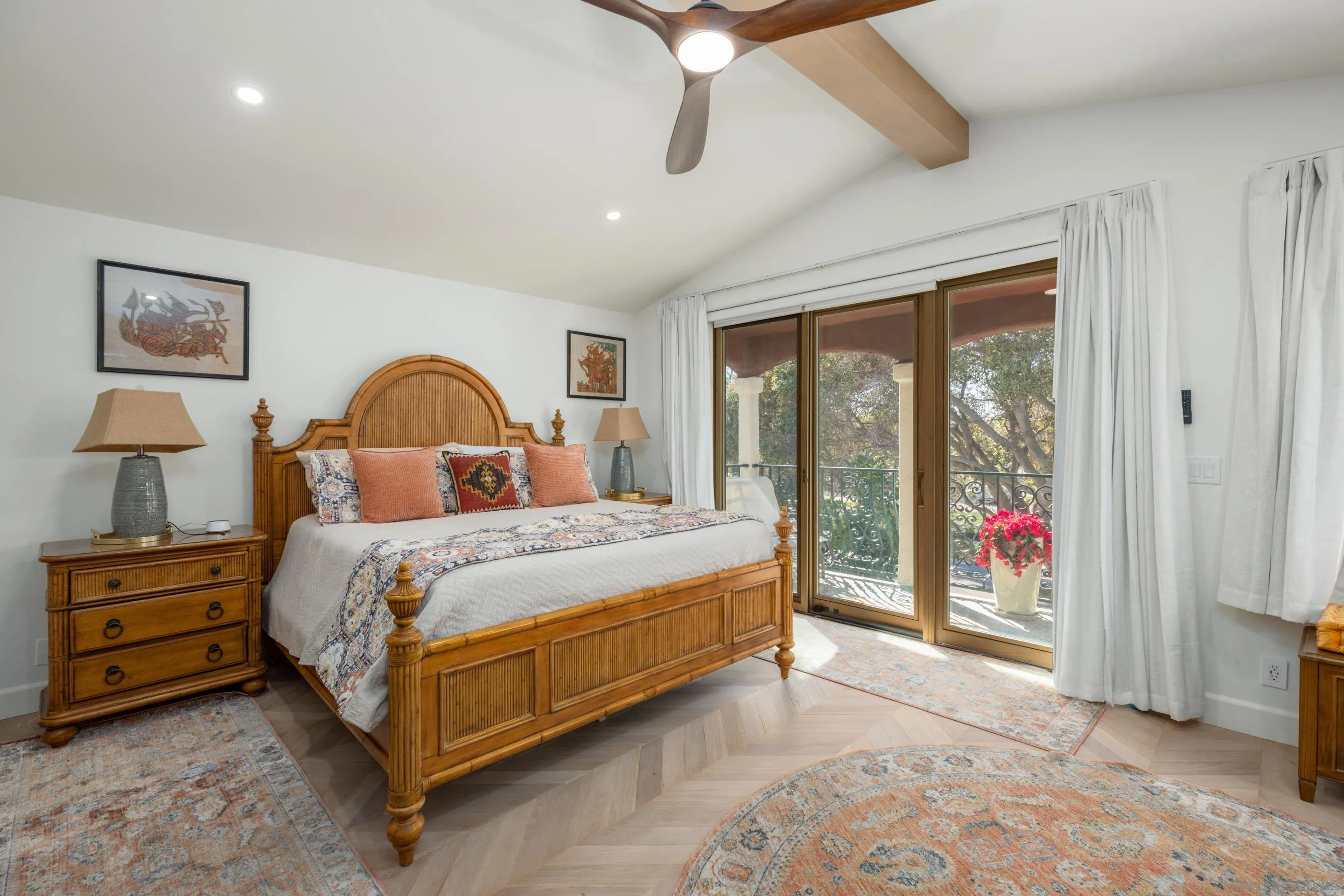 https://cdn.realtyfeed.com/cdn/127/260006801/2f1d47b47aa74f628556993af24d898b.webp