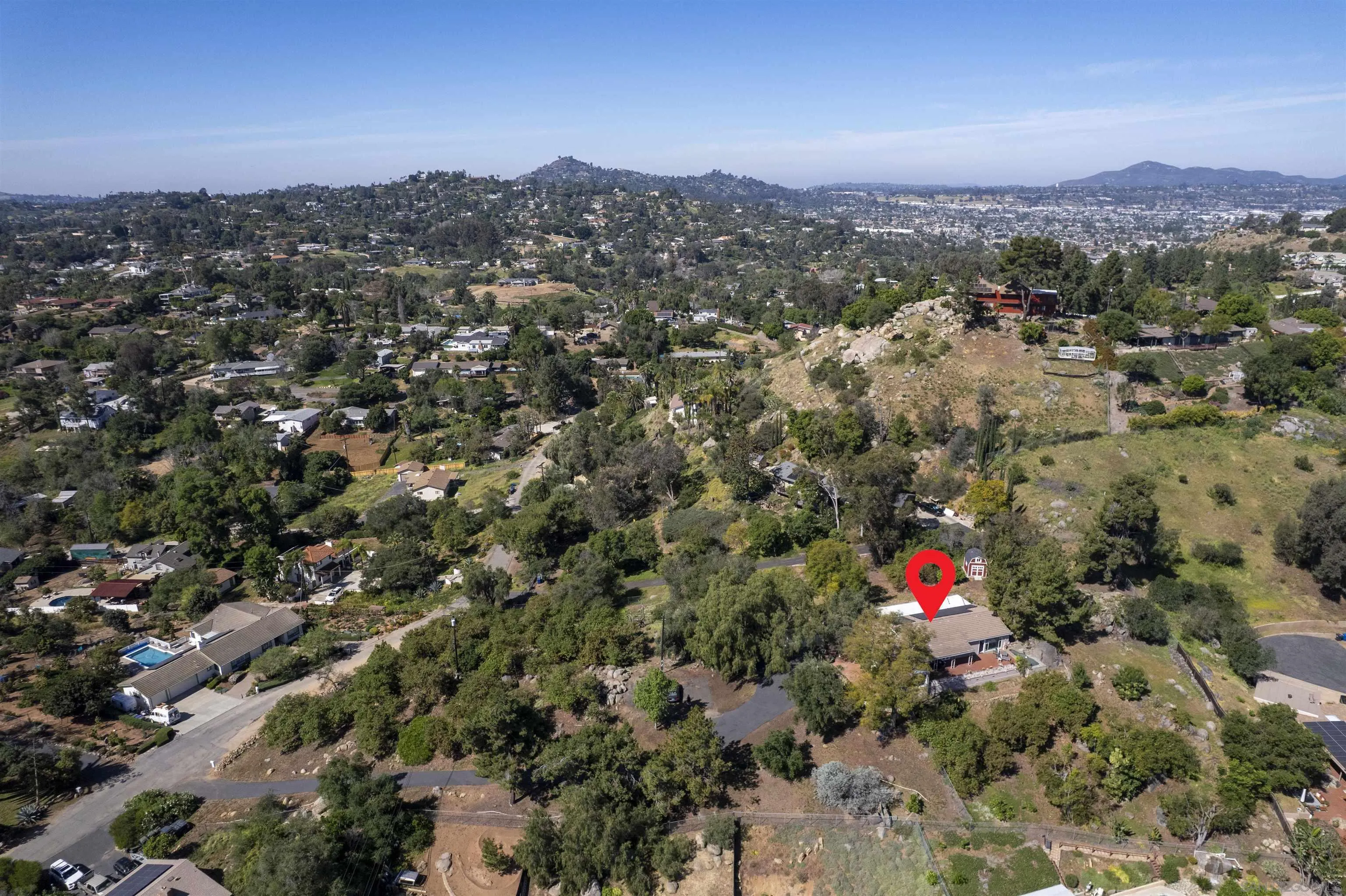 https://cdn.realtyfeed.com/cdn/127/260006804/e4d1930e81a338be00dd88b6d6678ec8.webp