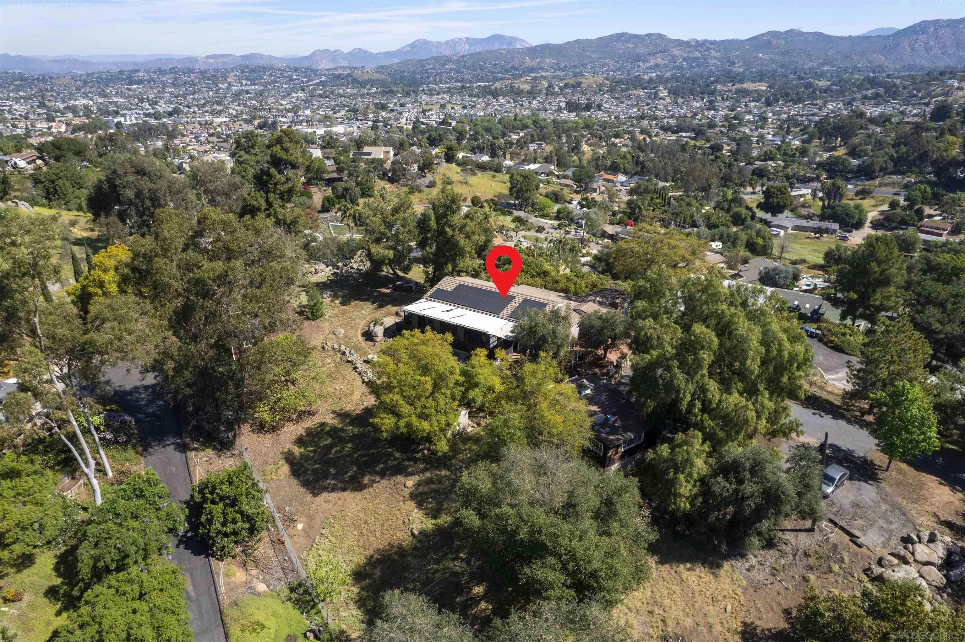 https://cdn.realtyfeed.com/cdn/127/260006804/f5a77eecb1ac1f1959e9f8b3027472fa.webp